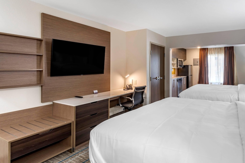 Room, 2 Queen Beds, Accessible, Non Smoking (Efficiency) - Photo 3