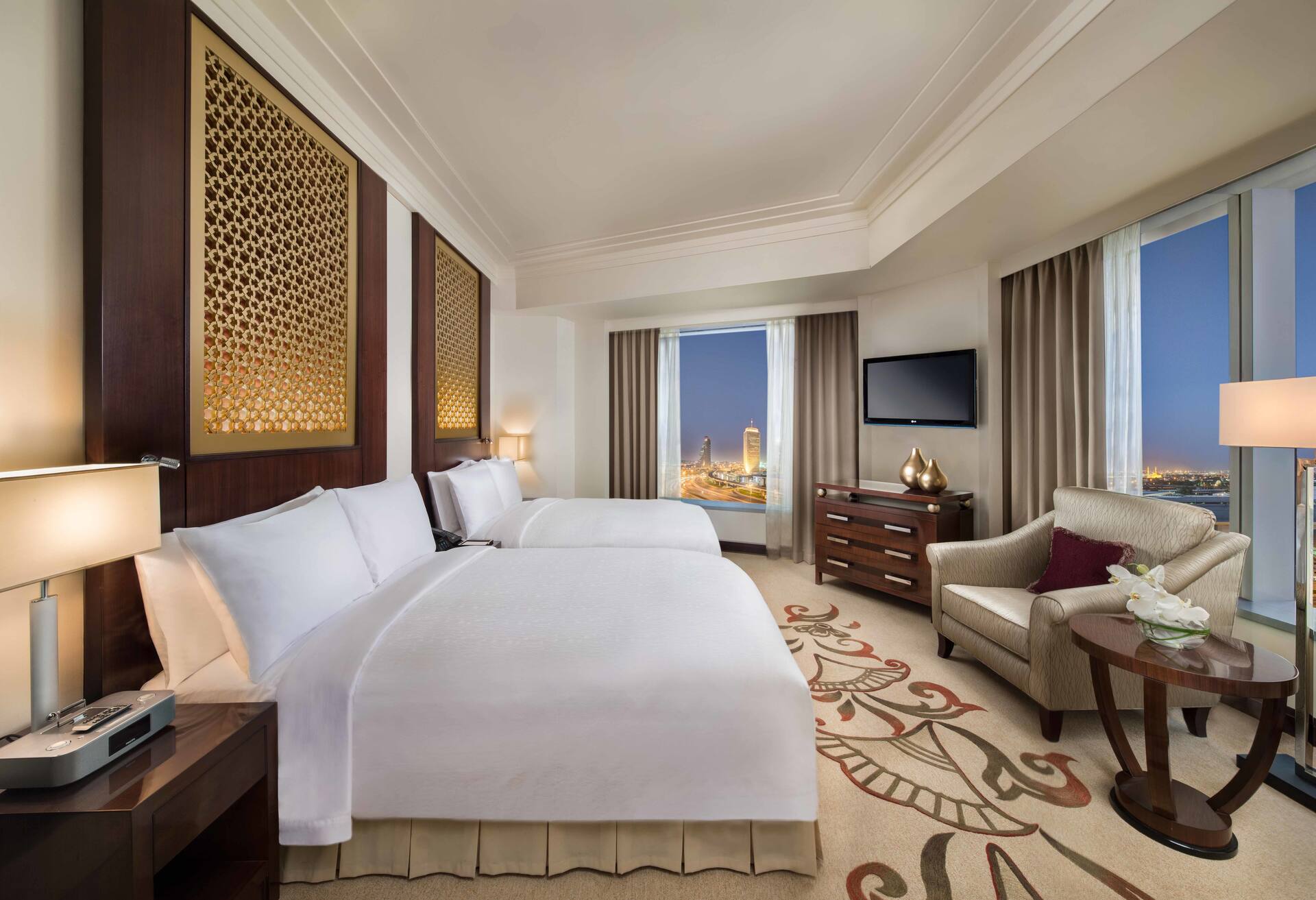 Two Double Bed Deluxe Suite - Lounge Access photo 1
