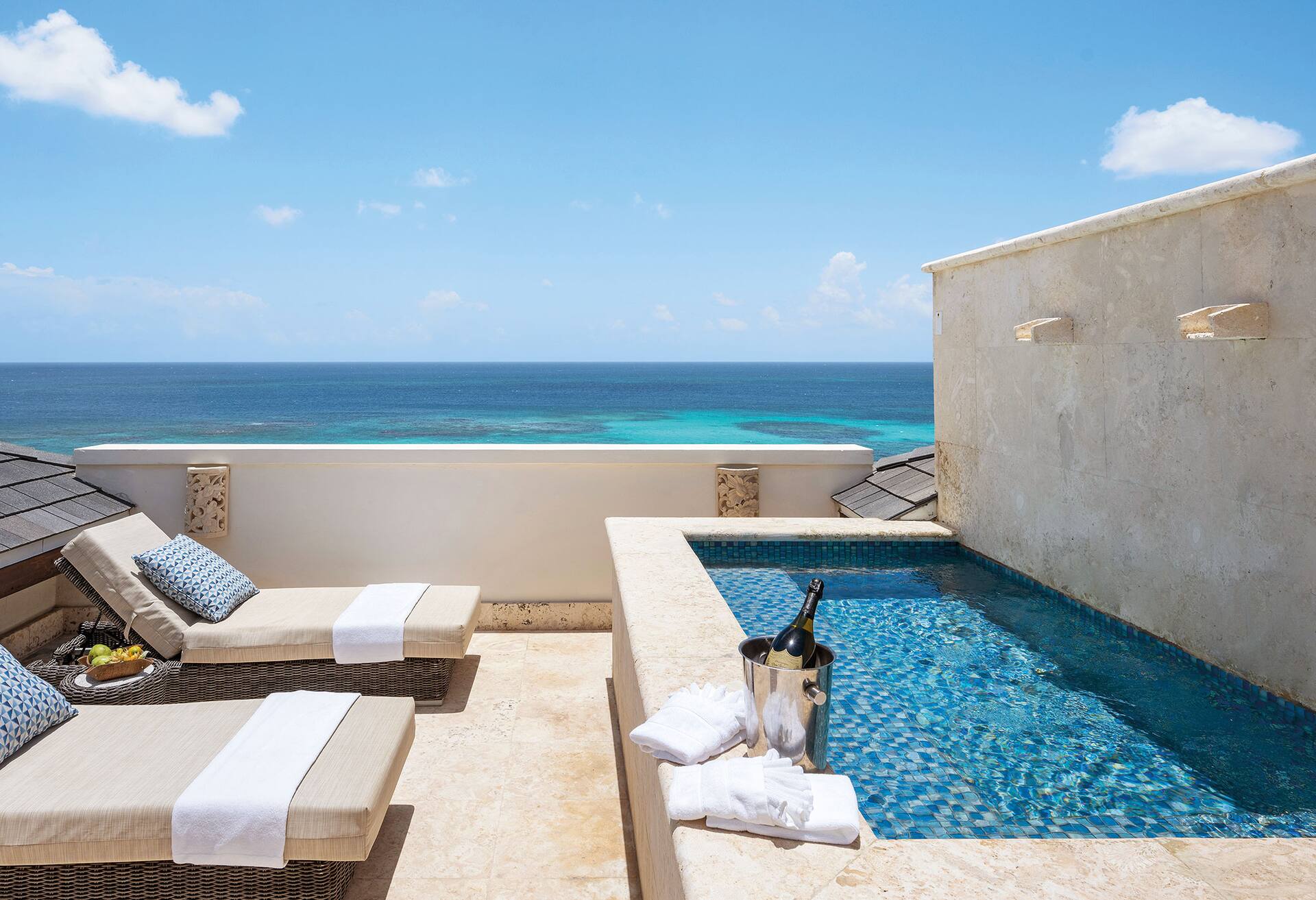 Ocean View Celebration King With Plunge Pool