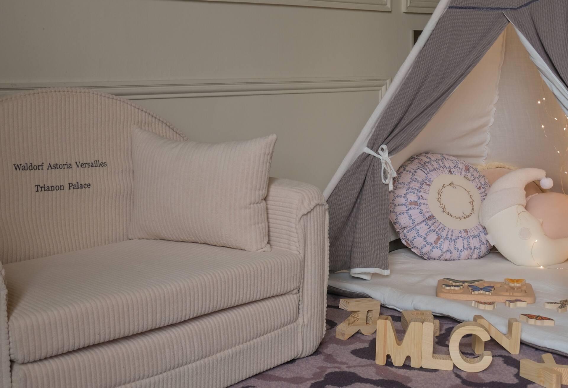 Palace 5 Star - Family Room by Mon Lit Cabane thumbnail 5