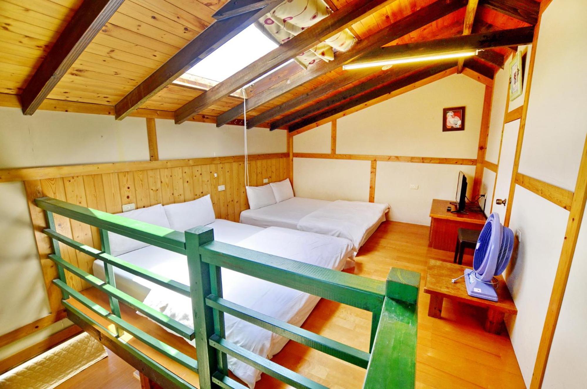 Family Room (8 Adults) - Photo 4