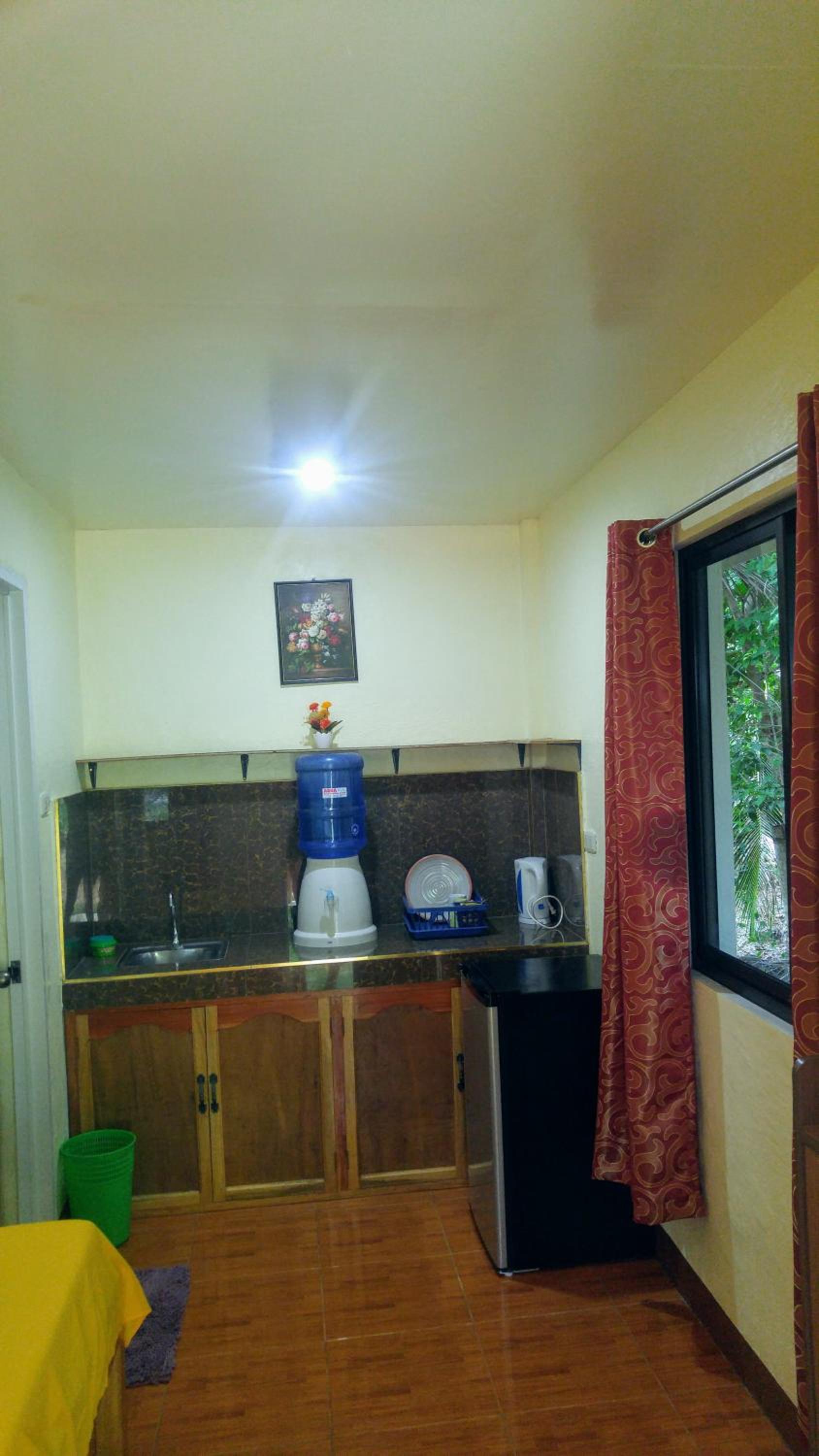 Deluxe Room - Photo 17