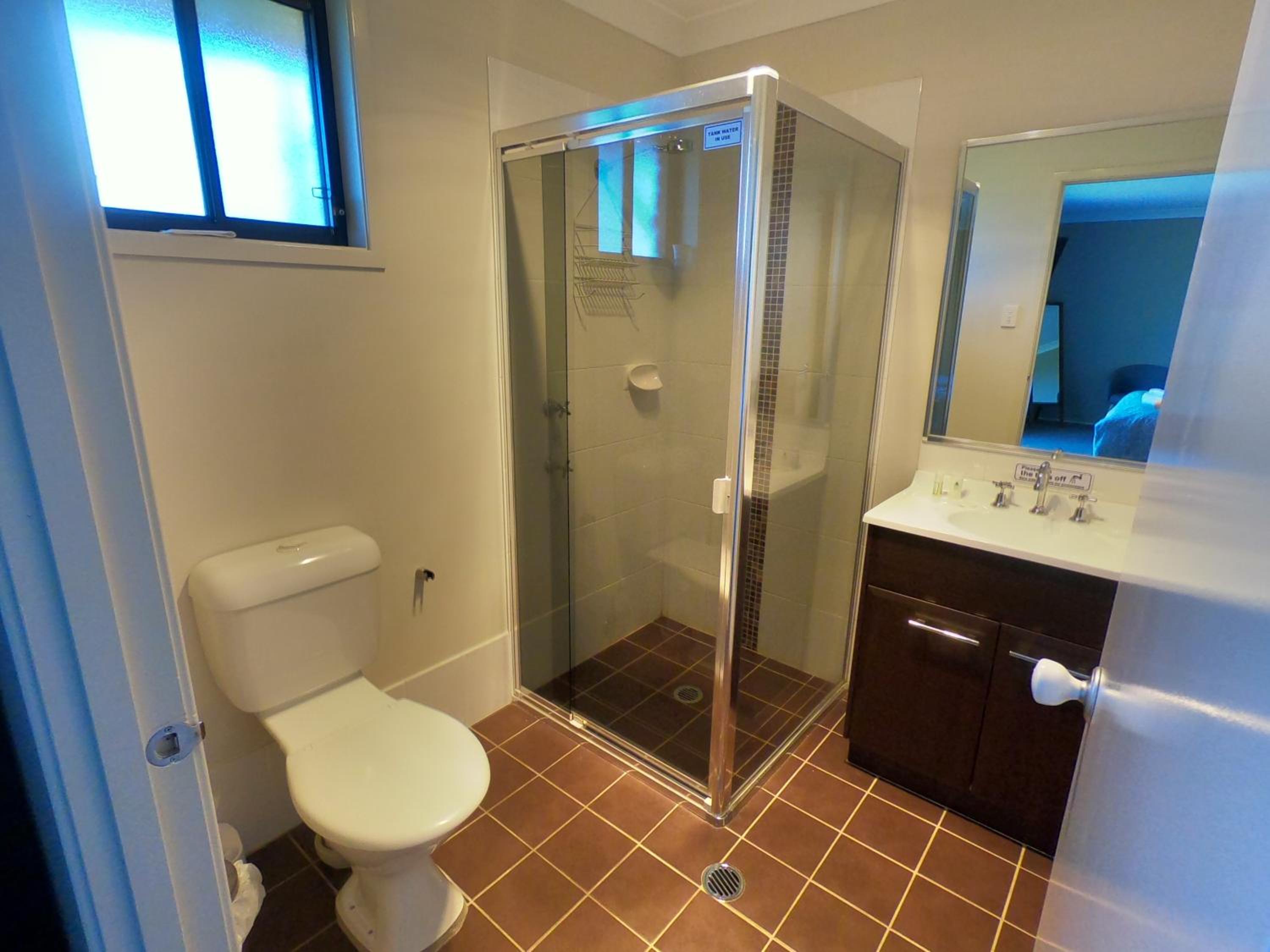 Three-Bedroom House photo 3