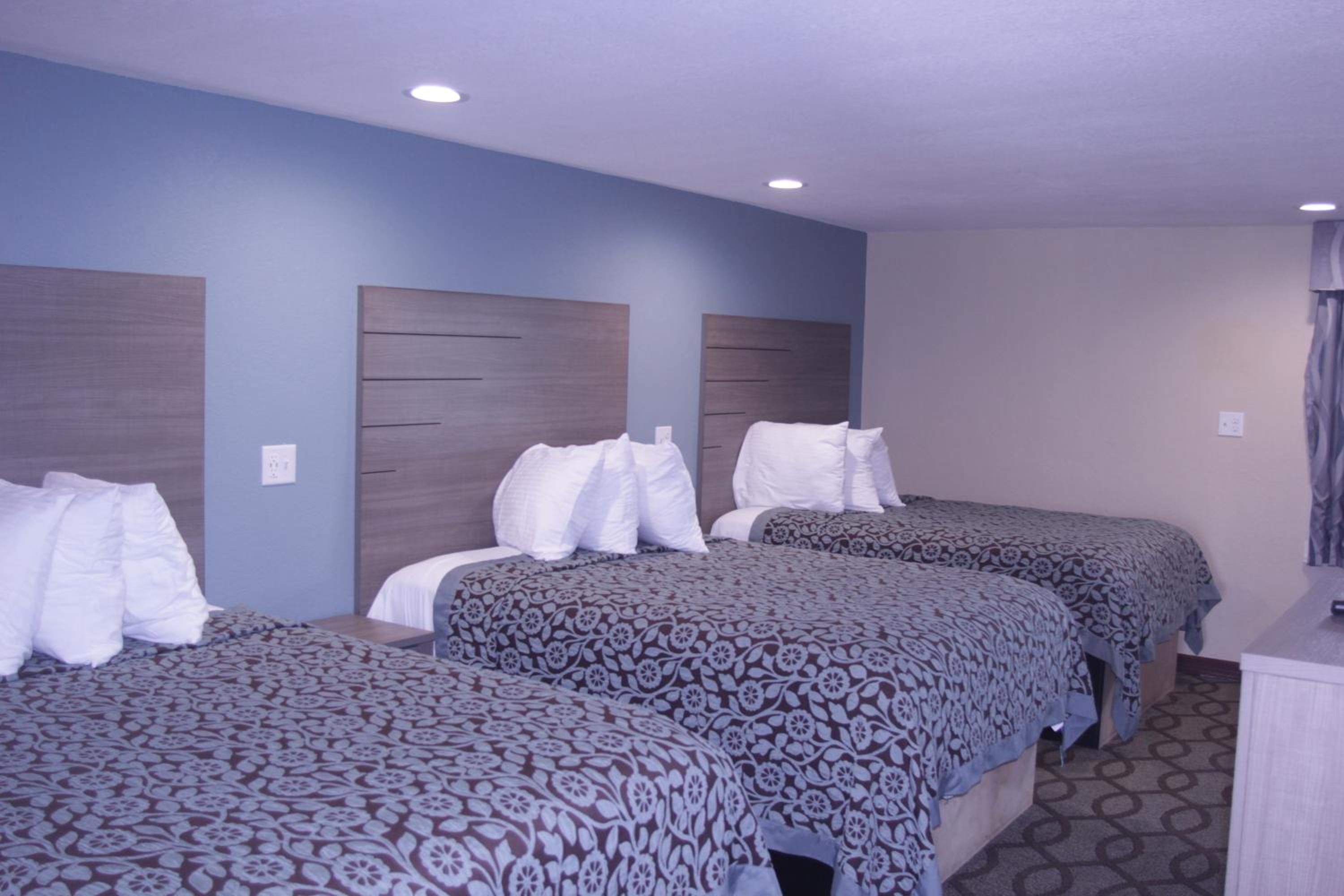 Basic Triple Room - Photo 1