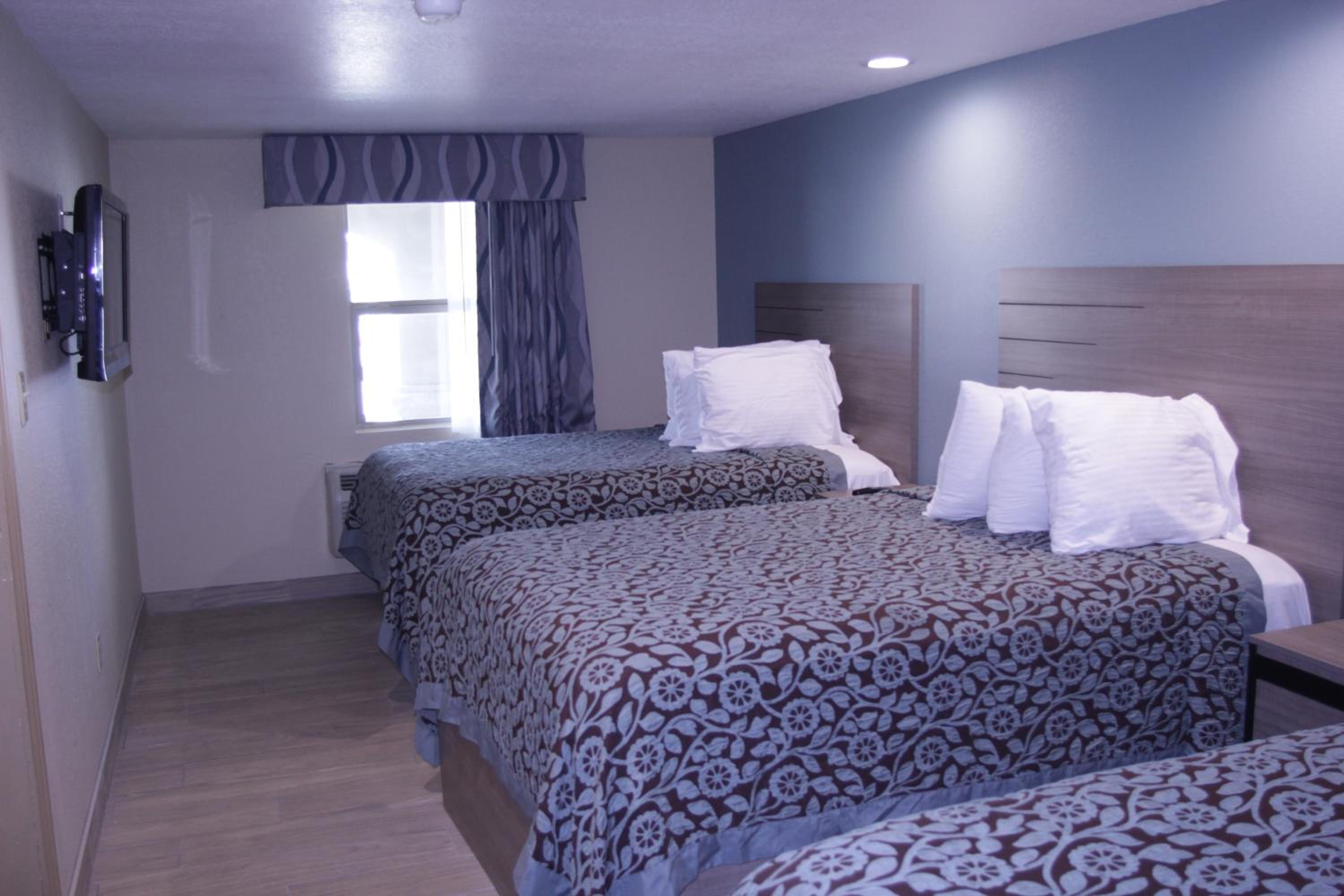 Two-Bedroom Suite - Photo 1