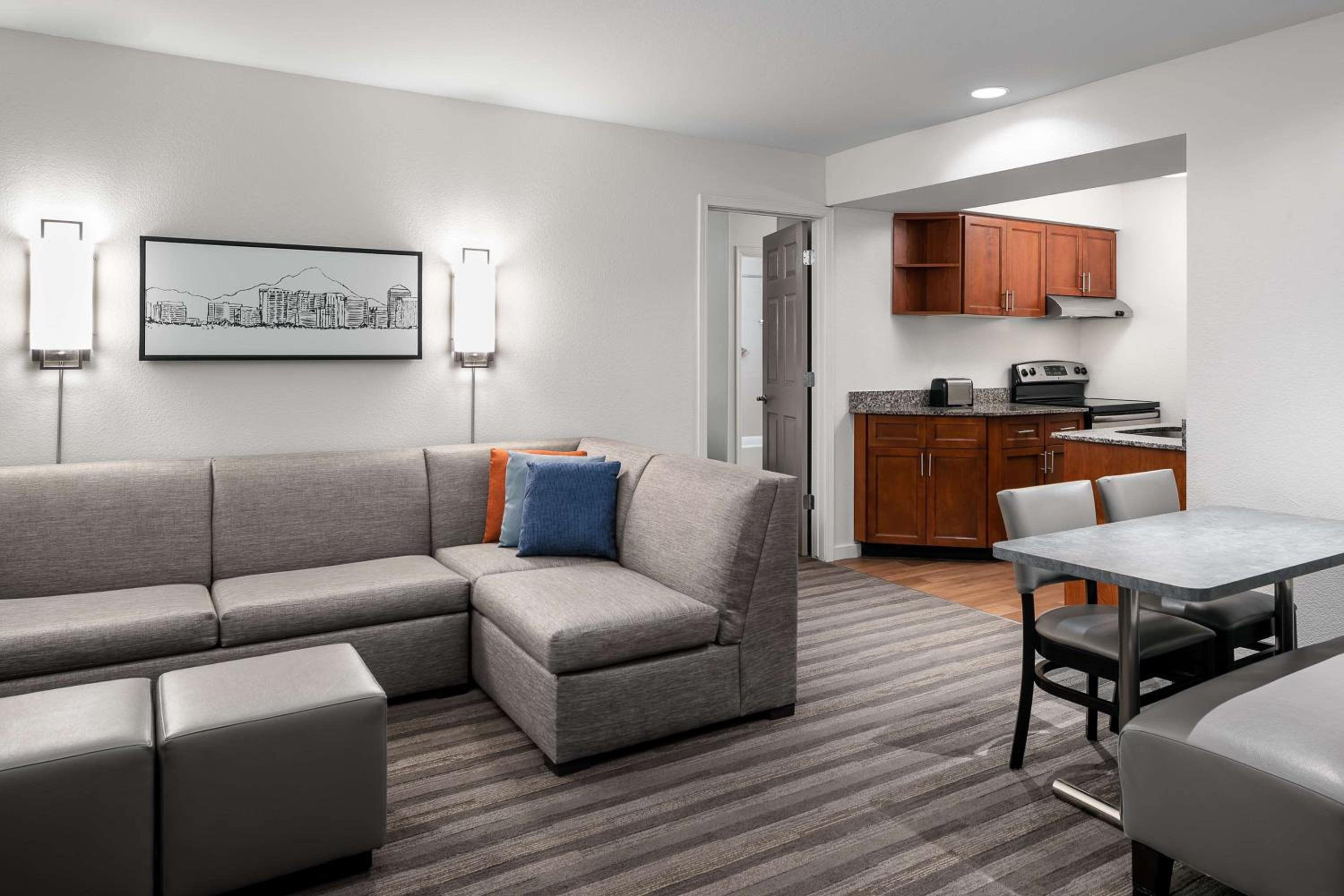 Two-Bedroom Suite - Photo 10