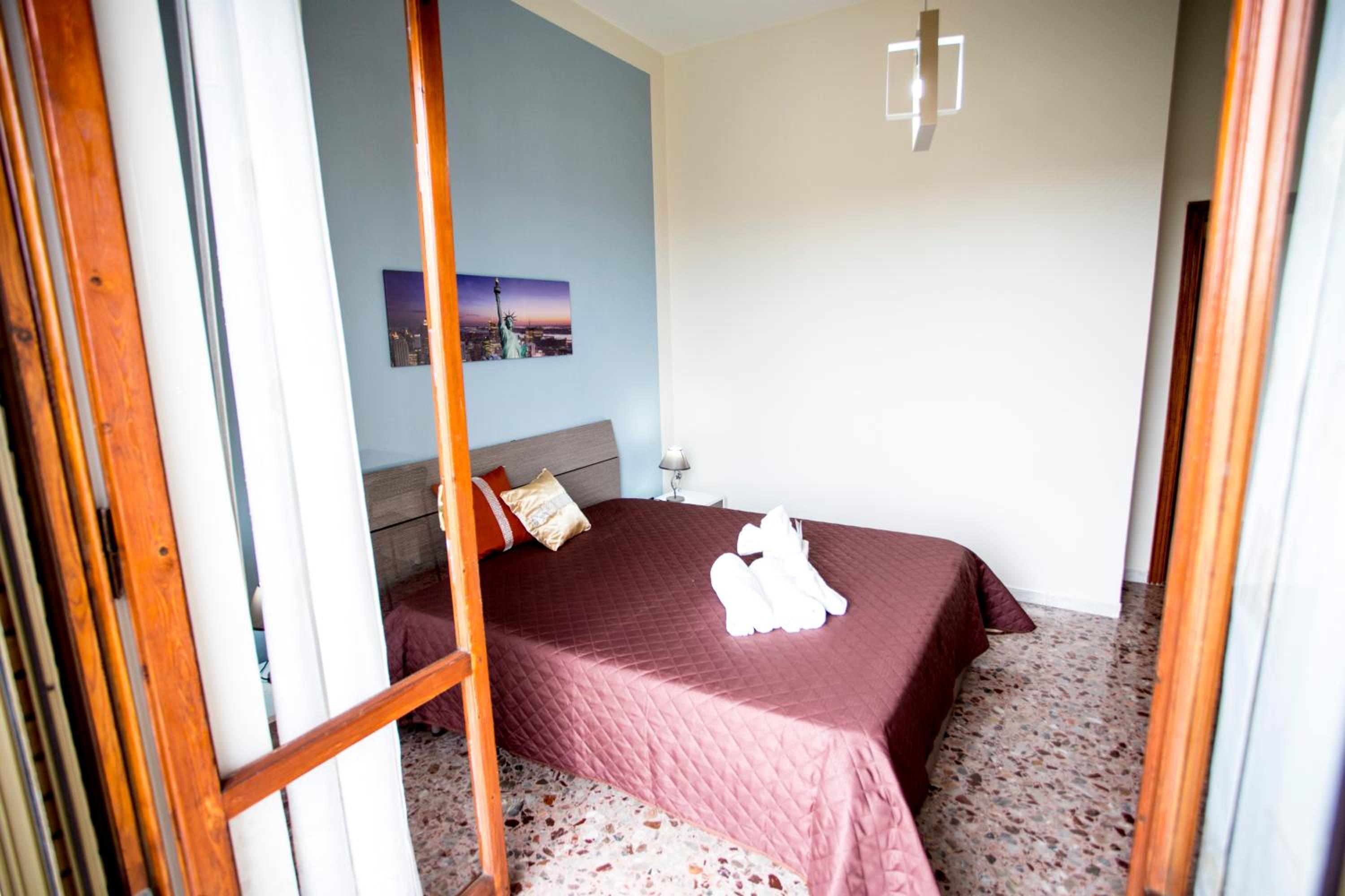 Double Room with Private Bathroom photo 3