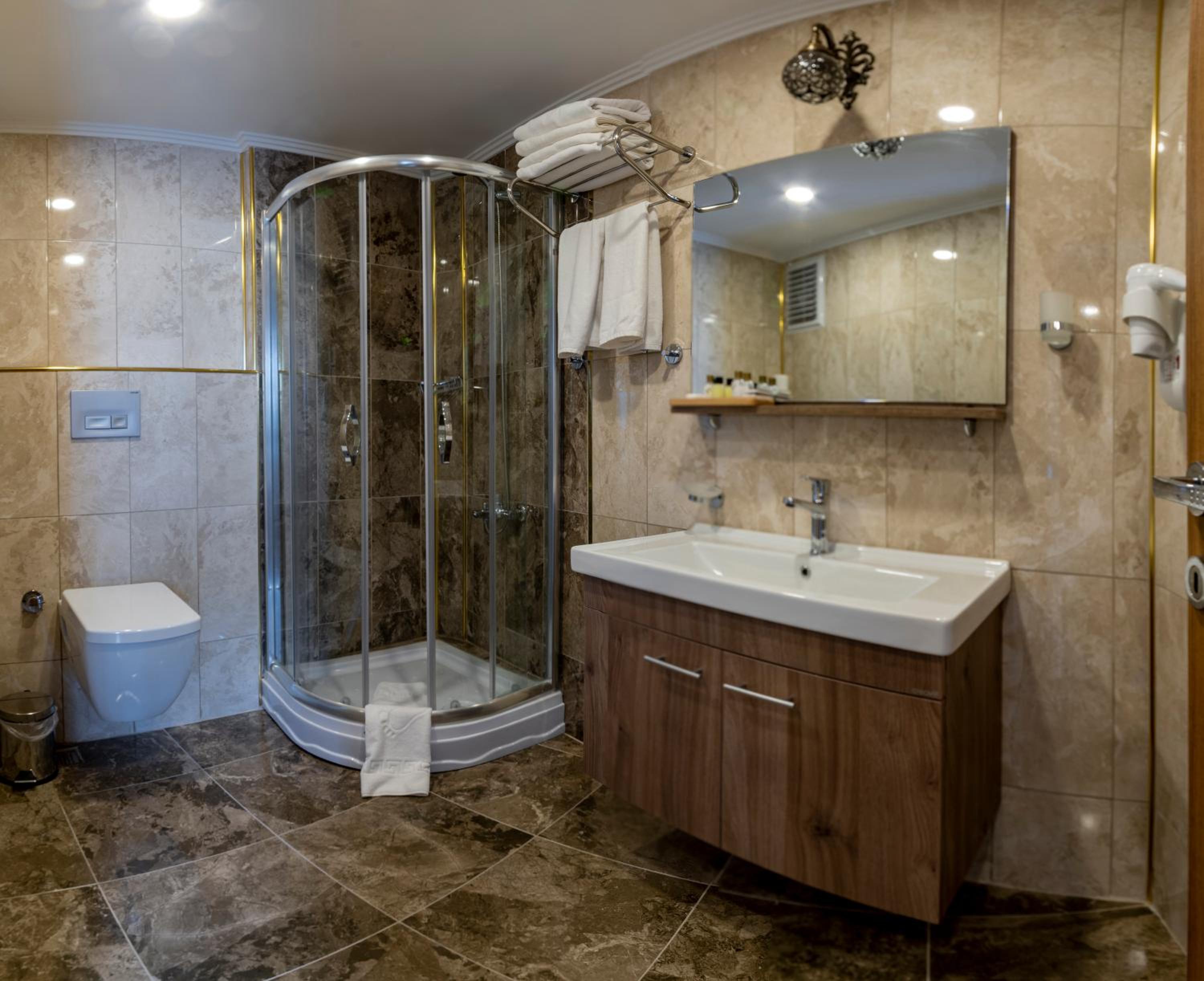 Standard Triple Room photo 3