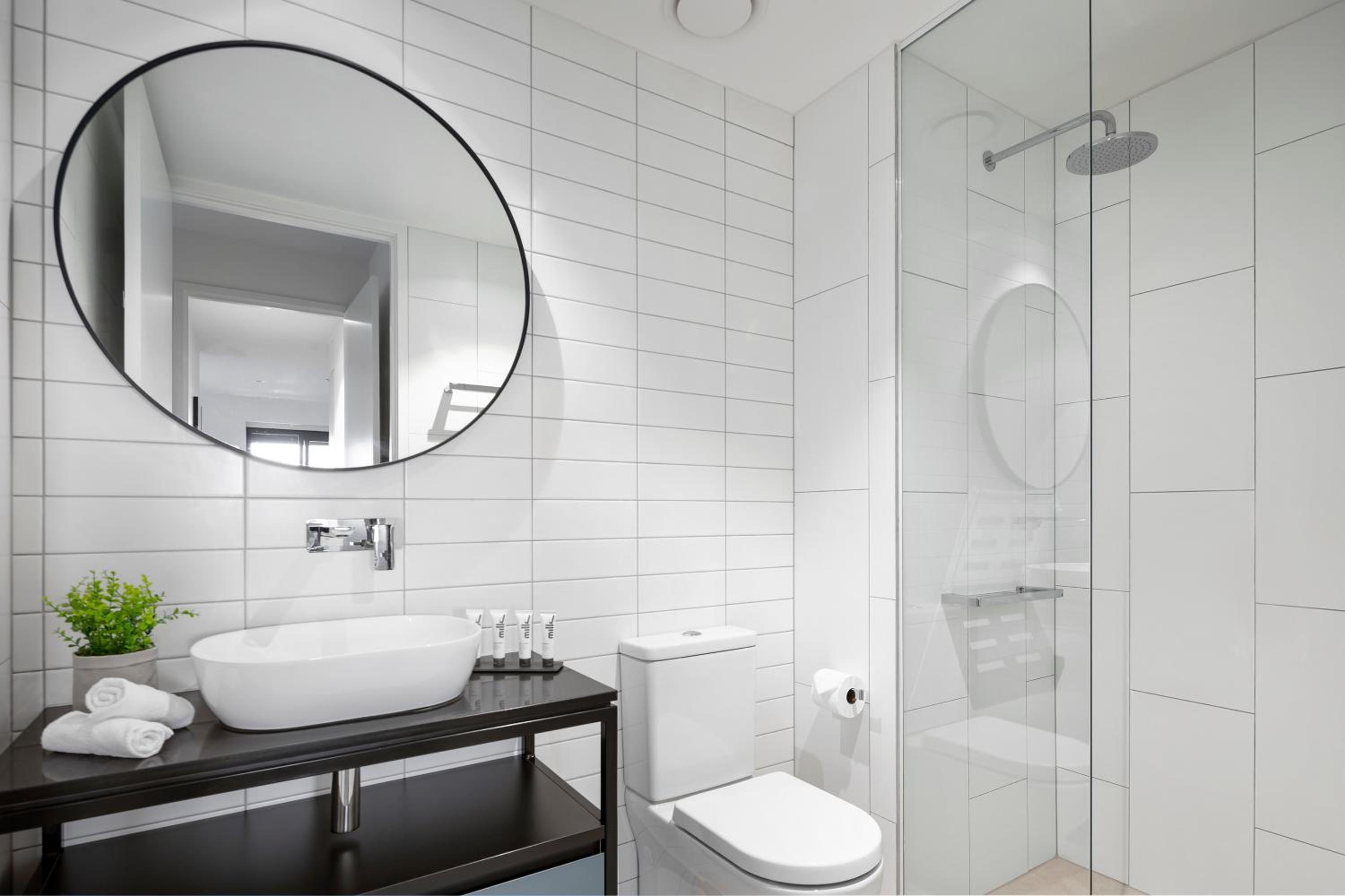 Studio Apartment photo 3
