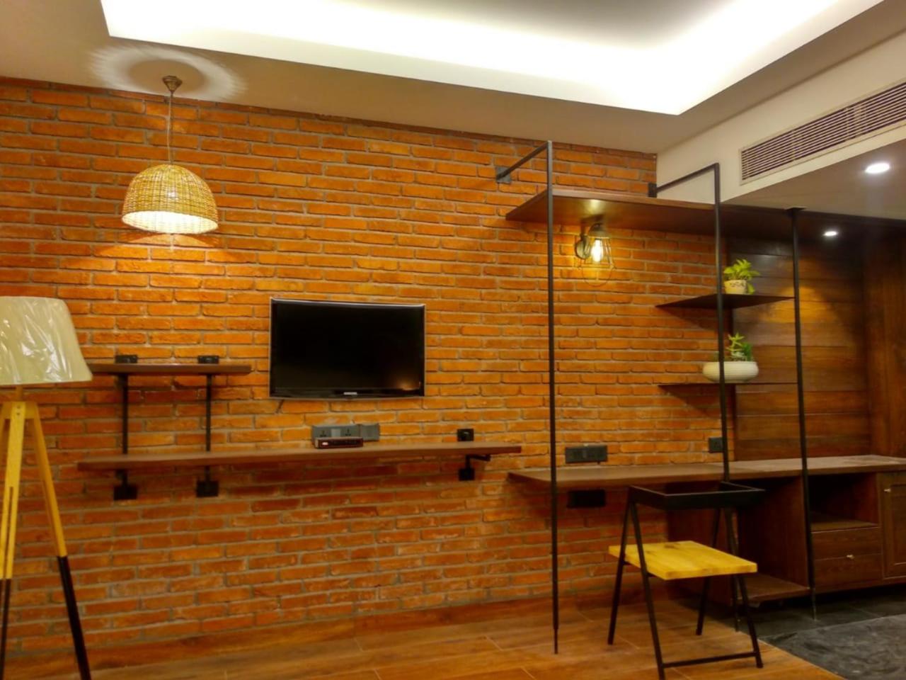 Club Double Room - Photo 10