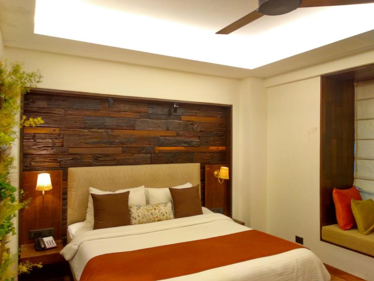 Club Double Room - Photo 8