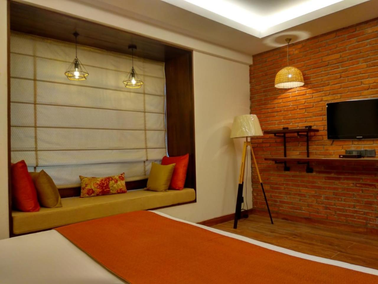 Club Double Room - Photo 6