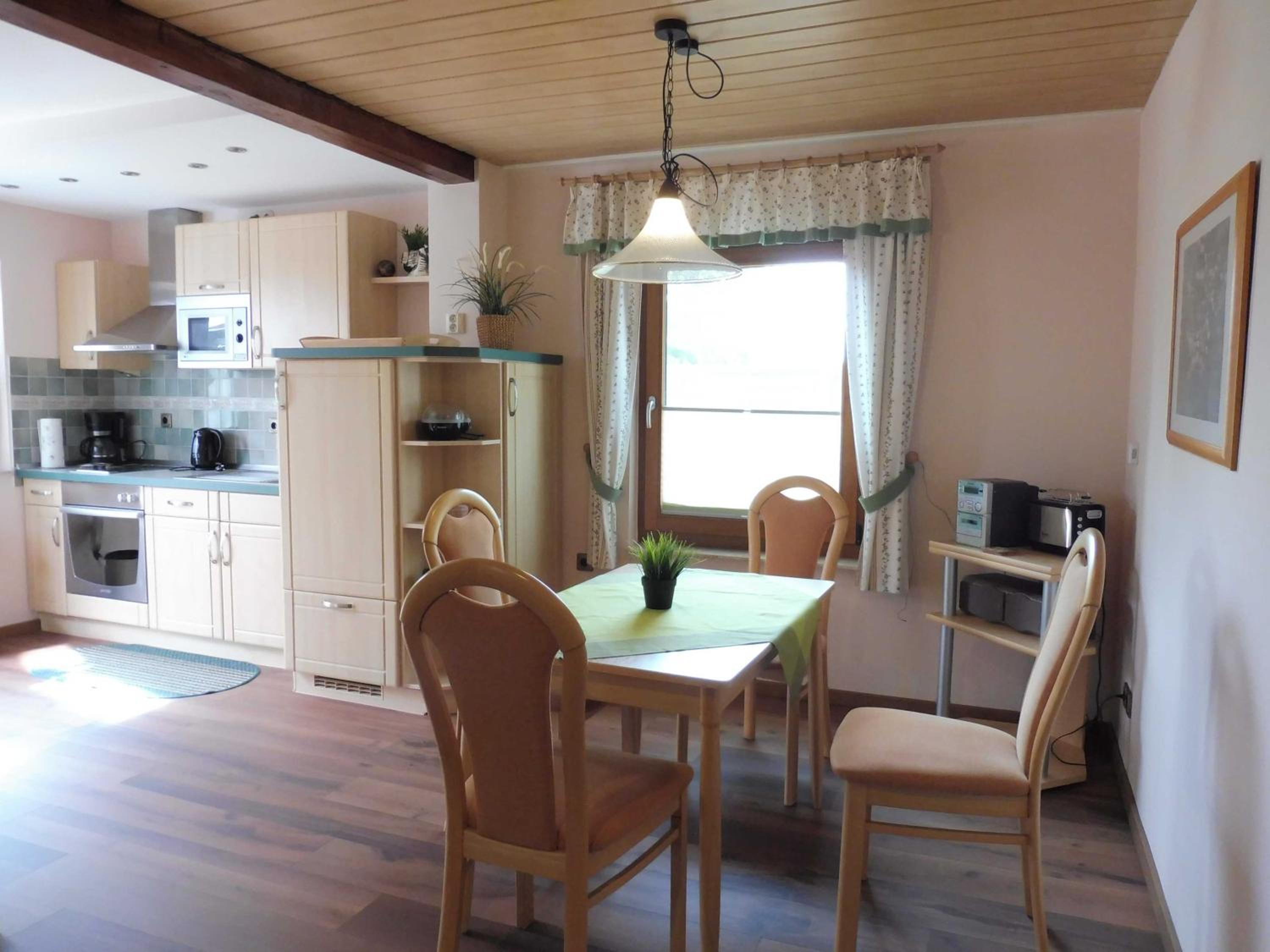 Two-Bedroom Apartment with Two Bathrooms - Photo 3