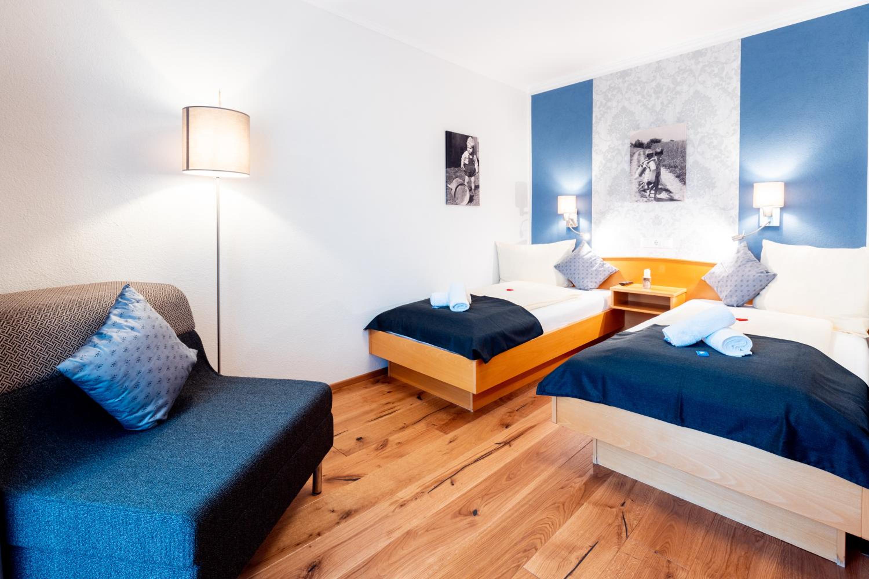 Two-Bedroom Apartment with Balcony photo 3