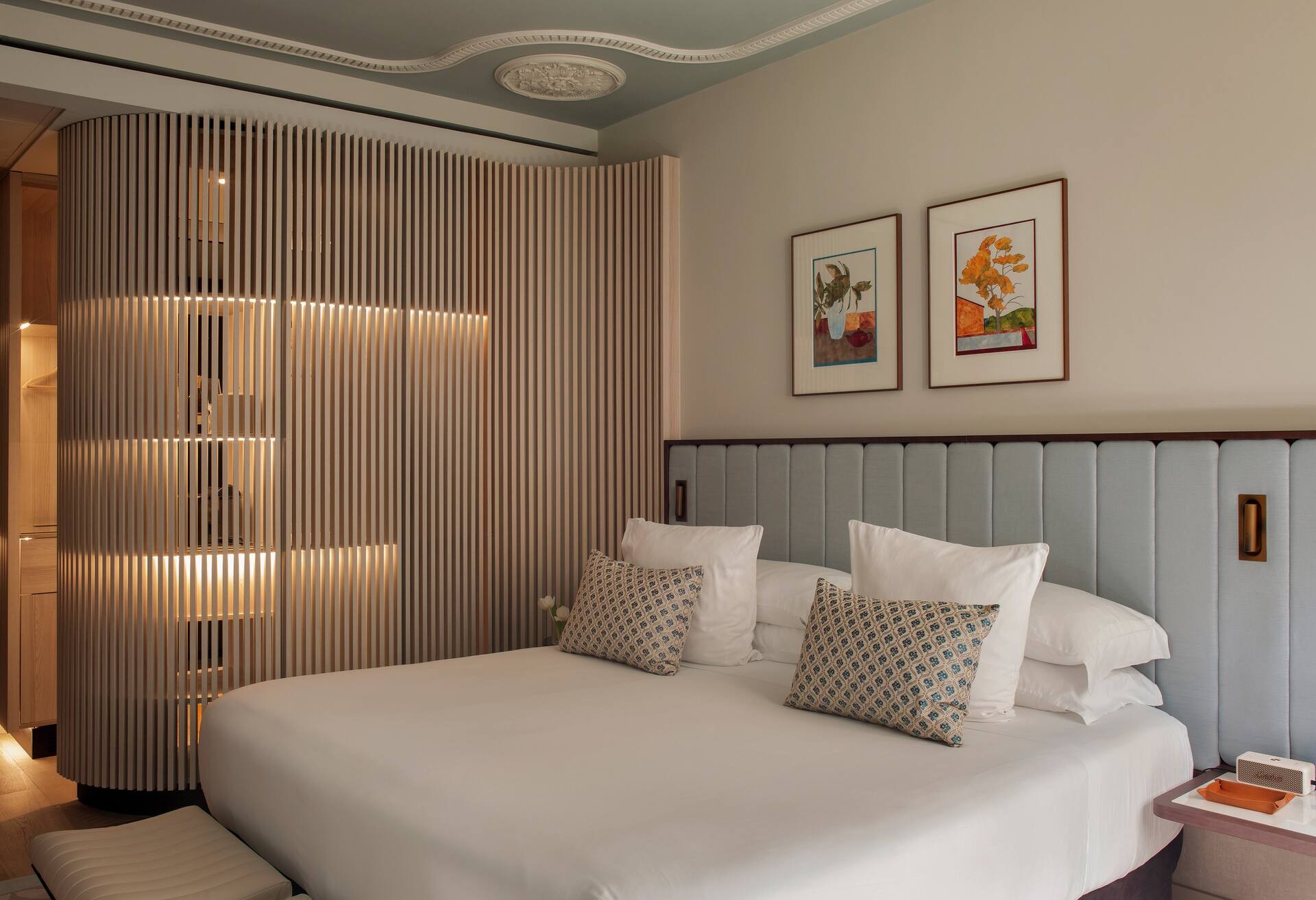 Superior King Room photo 2