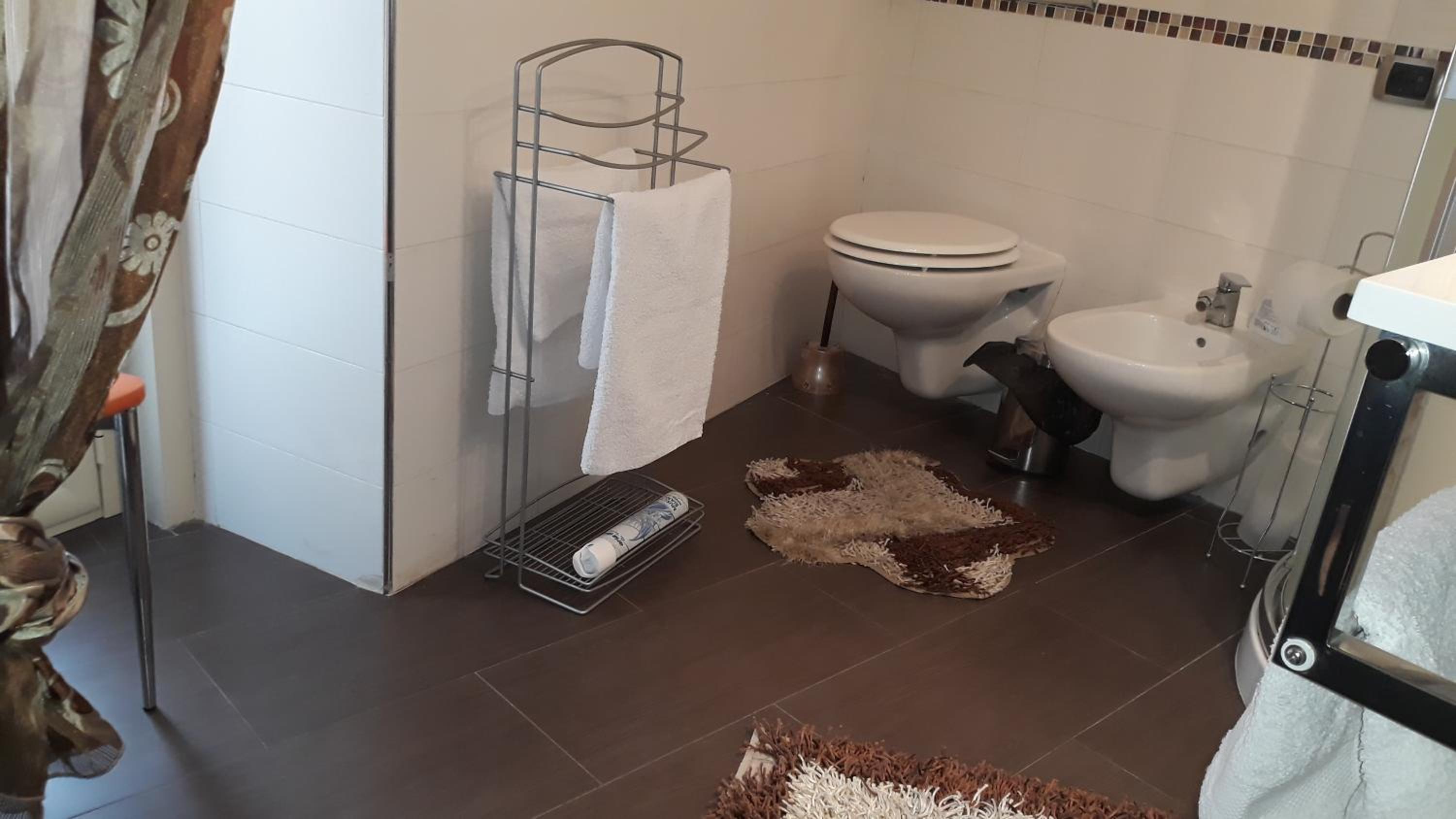 Double Room with Private Bathroom - Photo 56