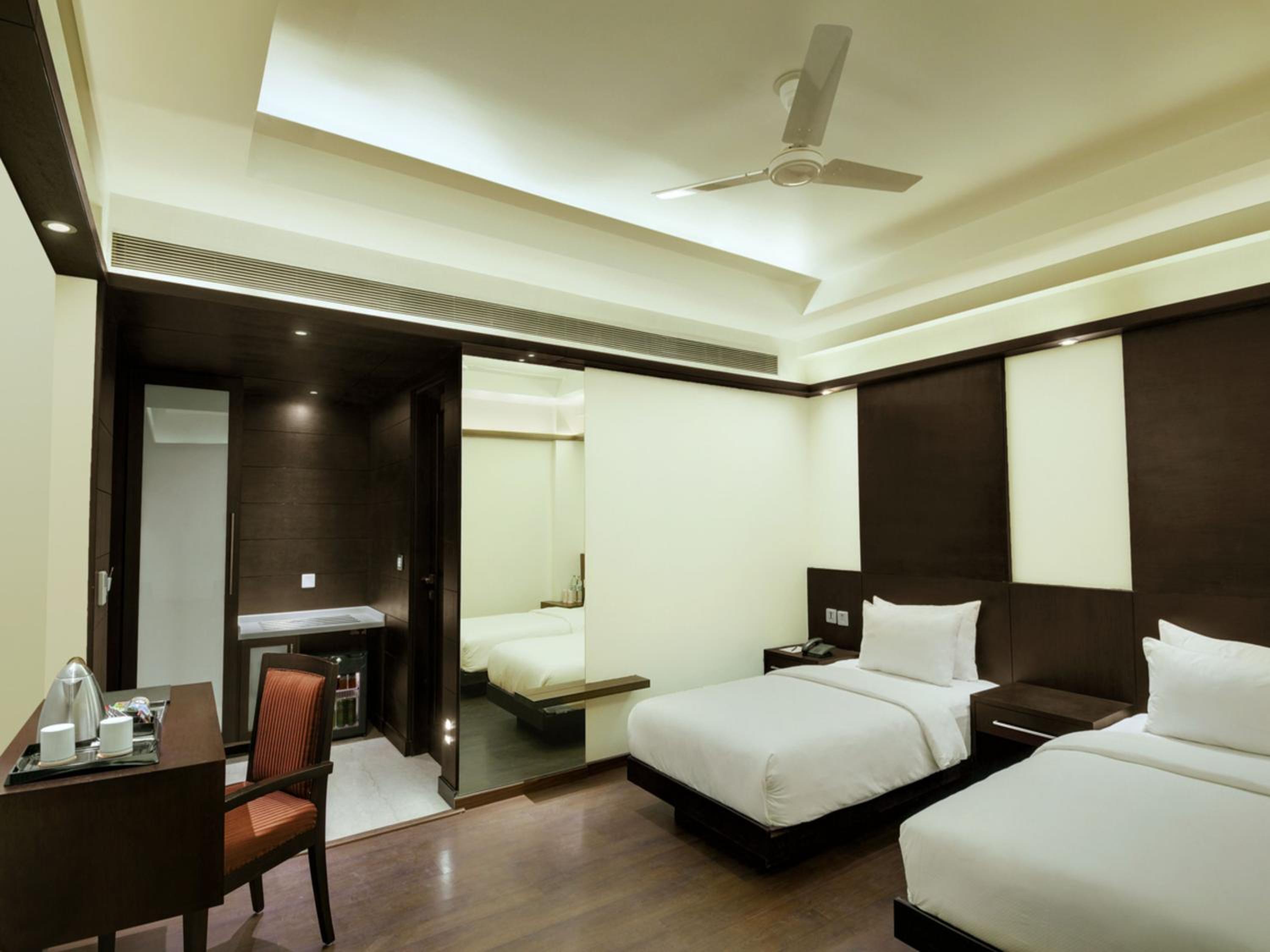 Premier Twin Room - Photo 1