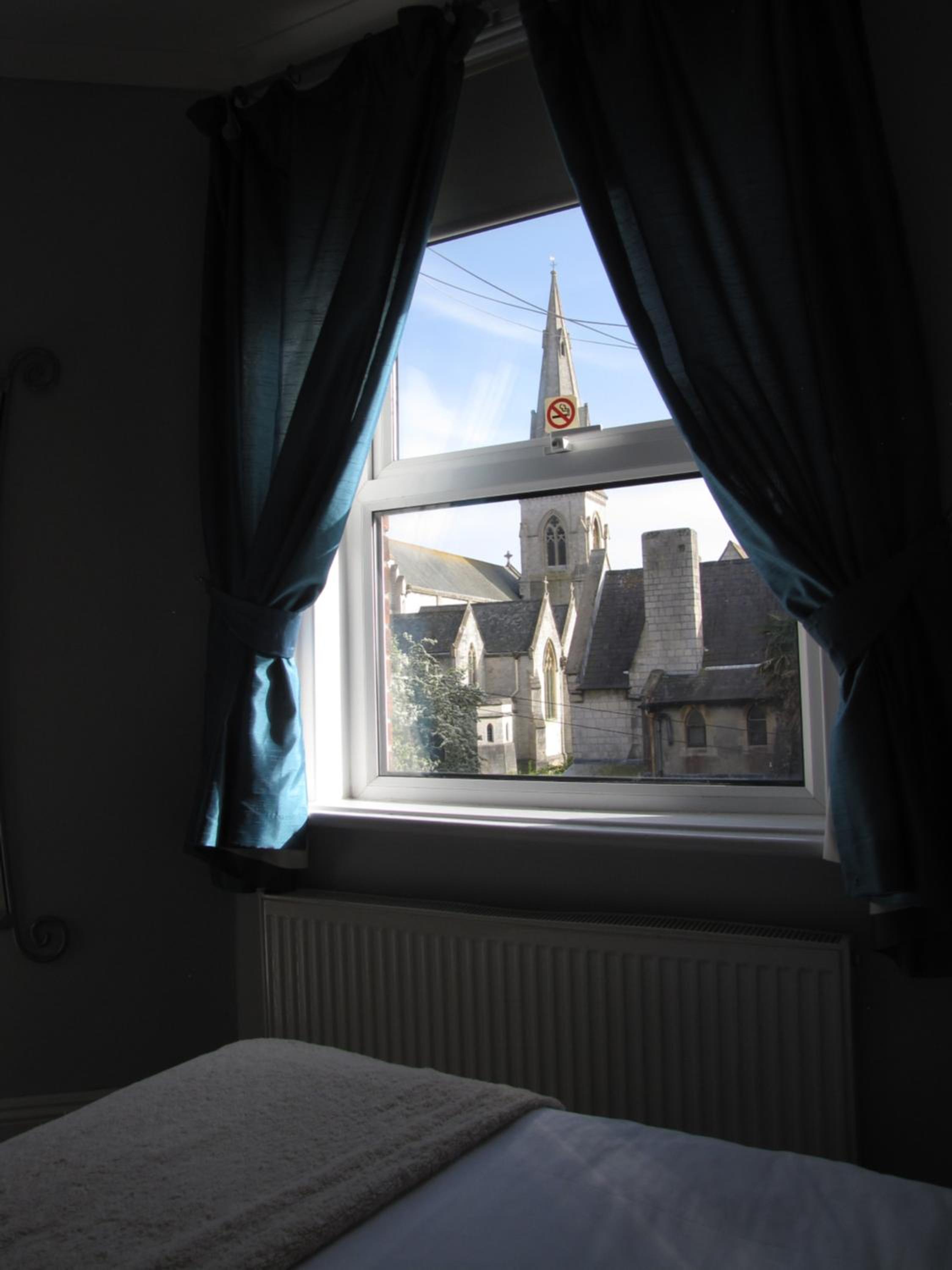 Small Double Room - Photo 3