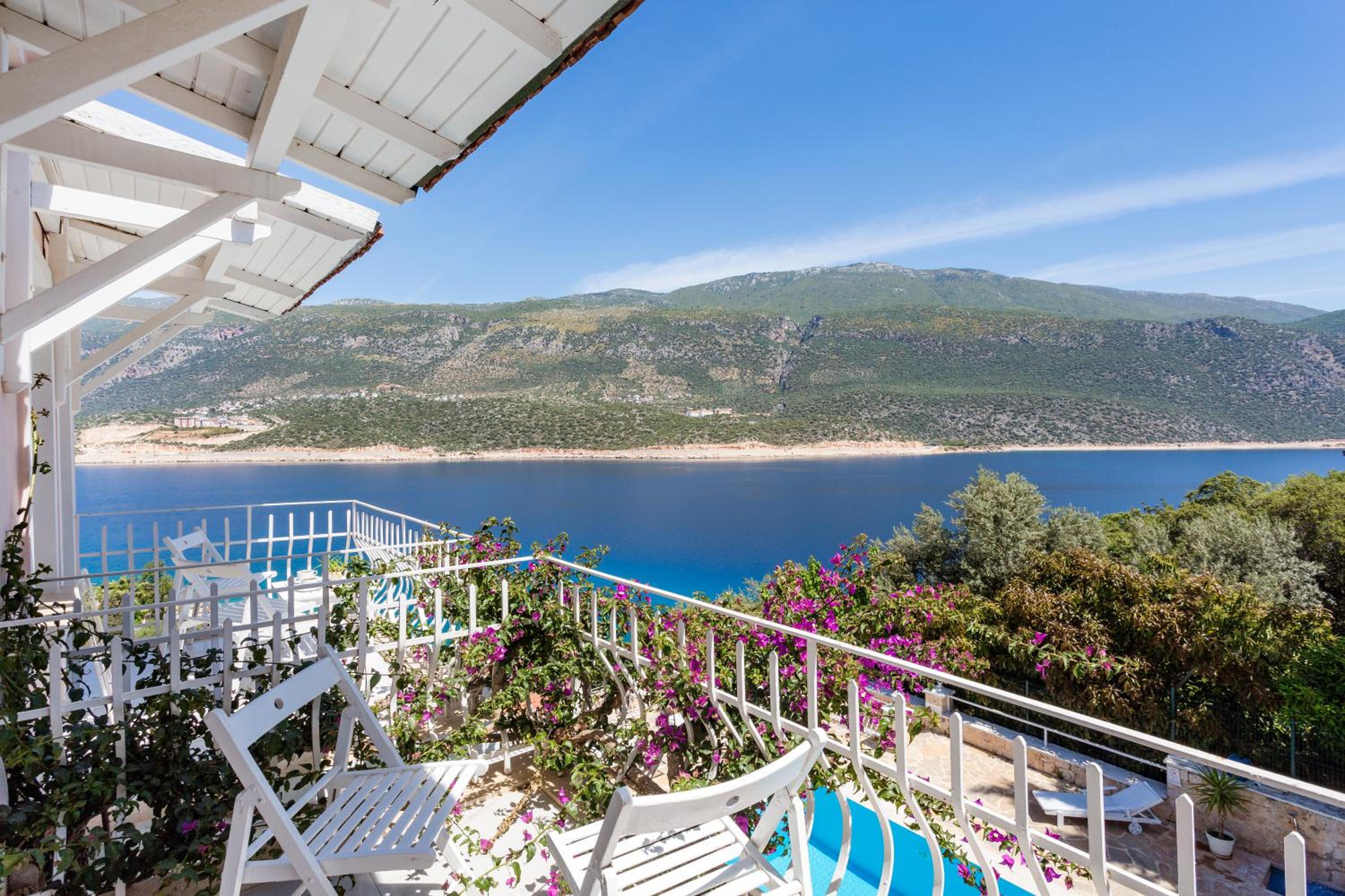 Double Room With Balcony And Sea View - Photo 34