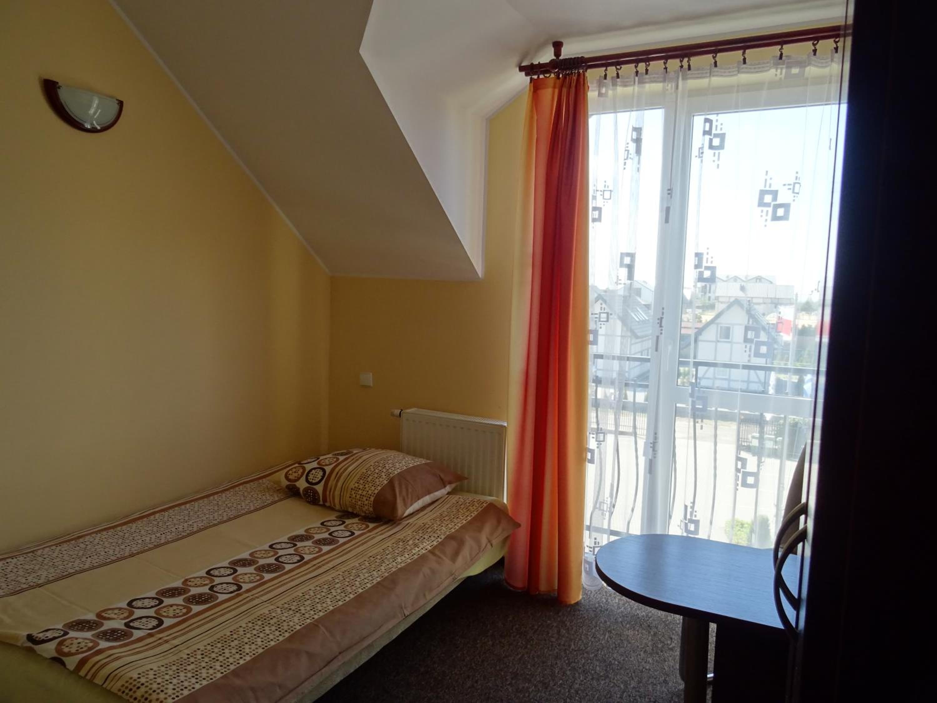 Single Room photo 2
