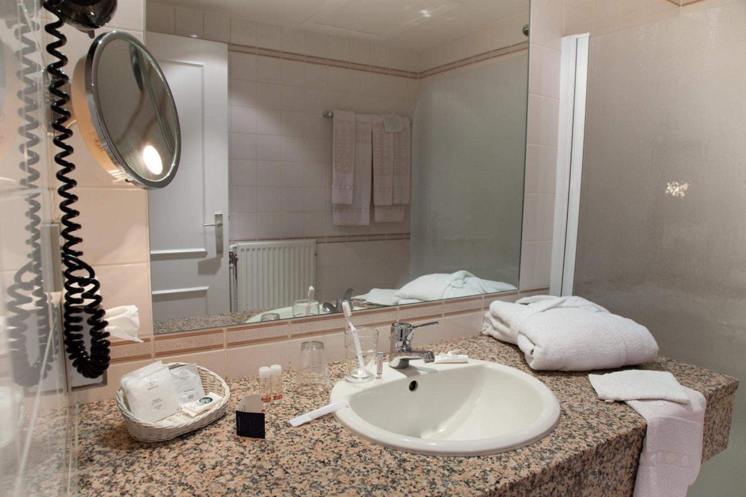 Comfort Double Room - Photo 5