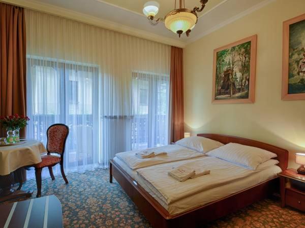 Standard Double Room - Photo 3