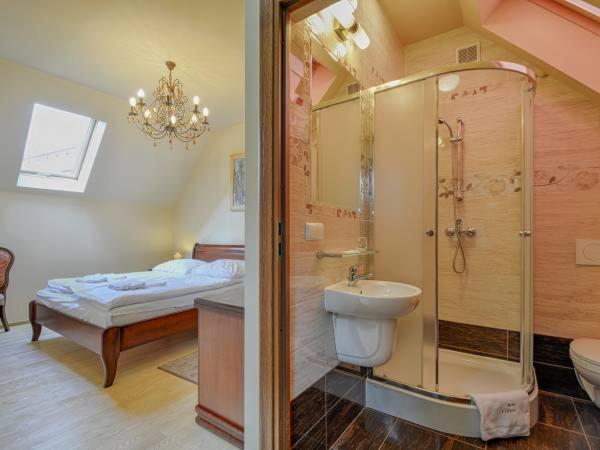 Economy Double Room - Photo 5