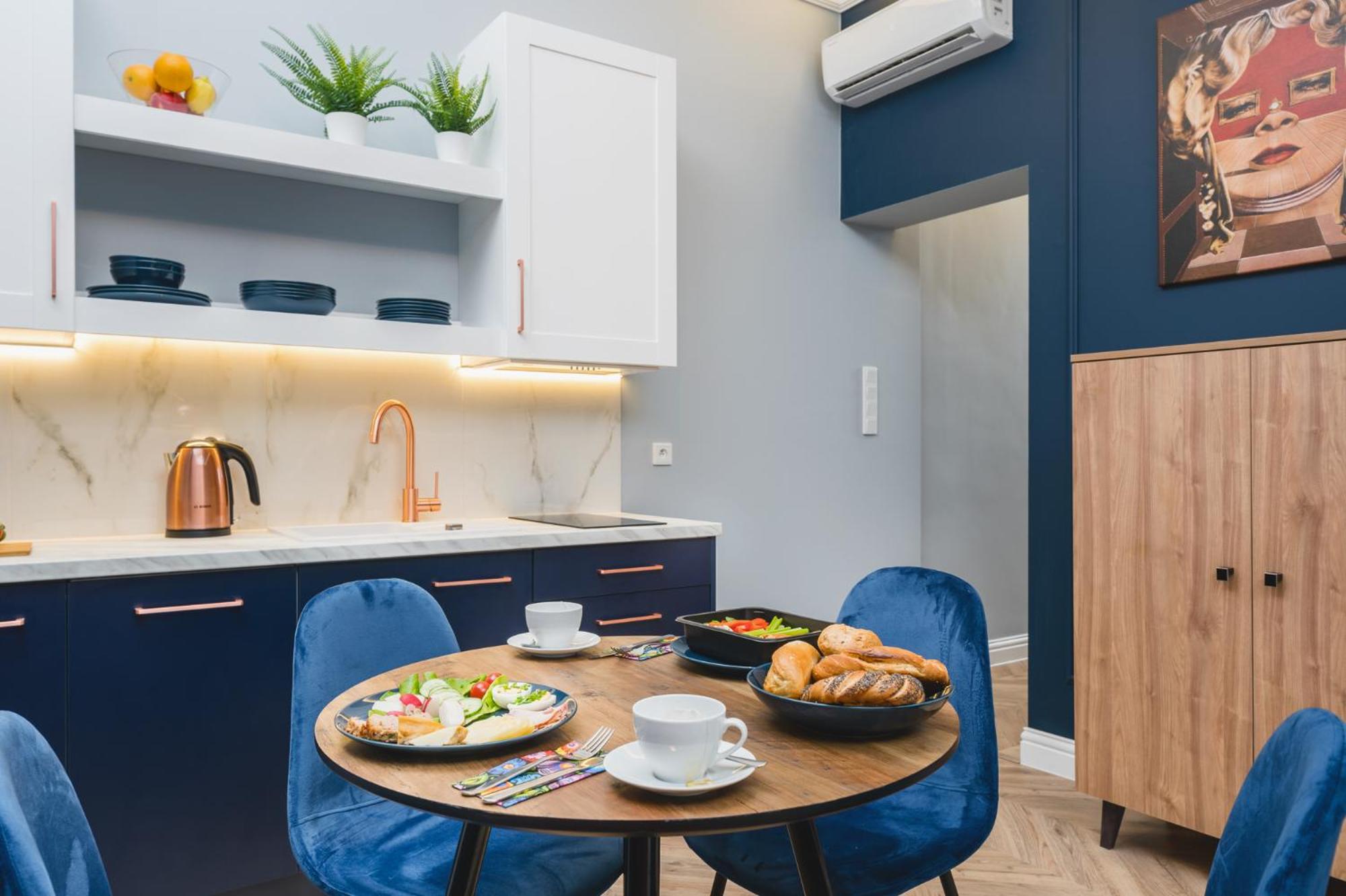 Superior Apartment