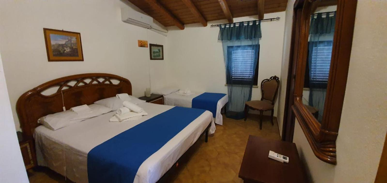 Triple Room photo 2
