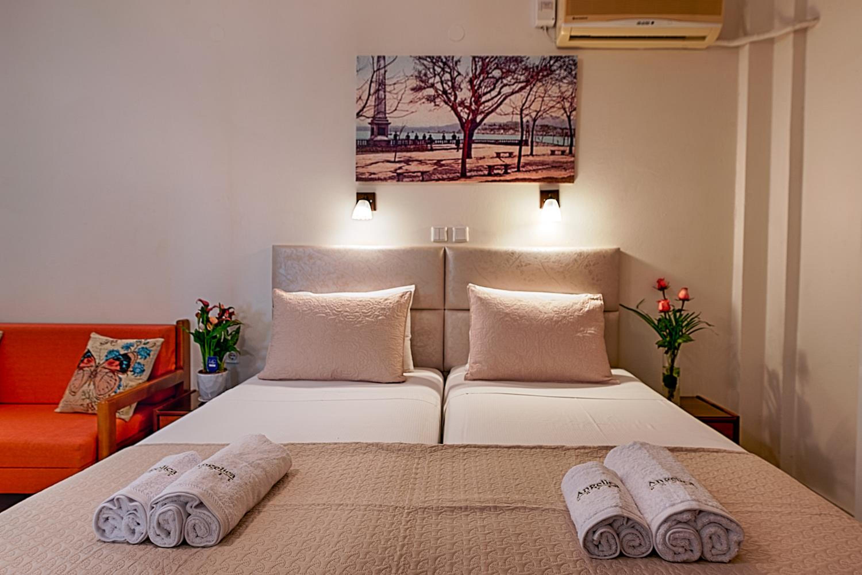King Studio with Sofa Bed photo 2