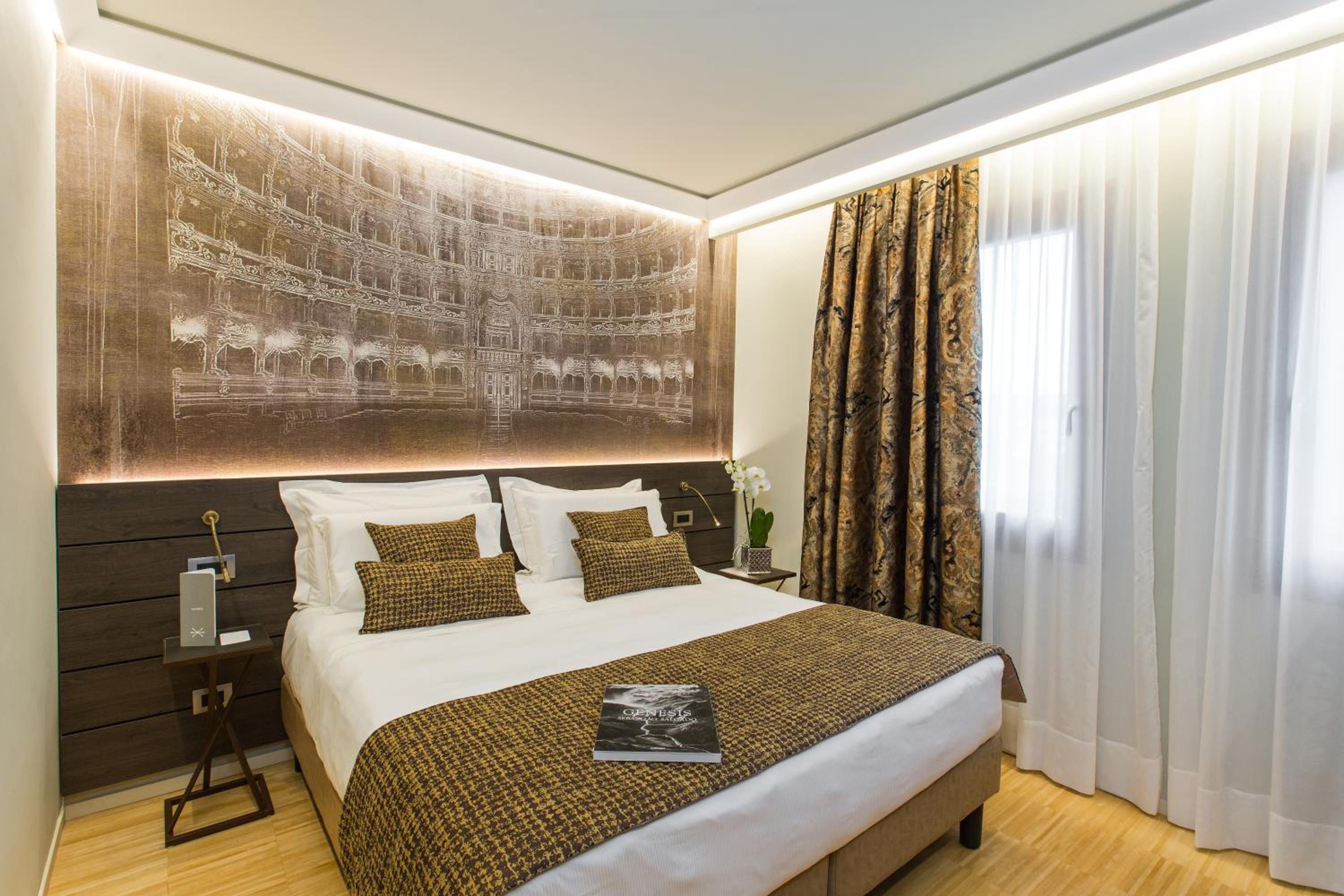 Double or Twin Room photo 1