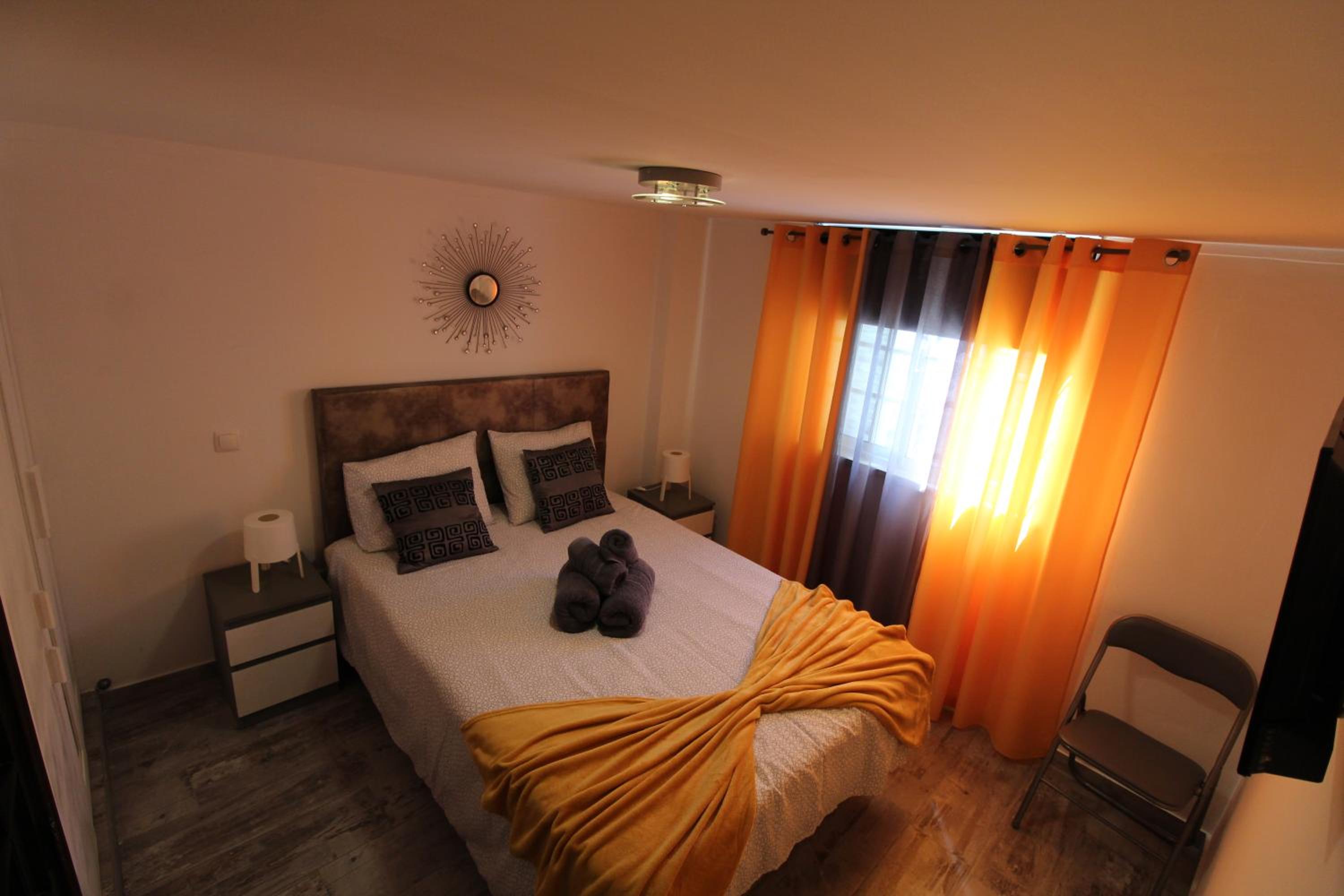 One-Bedroom House photo 1