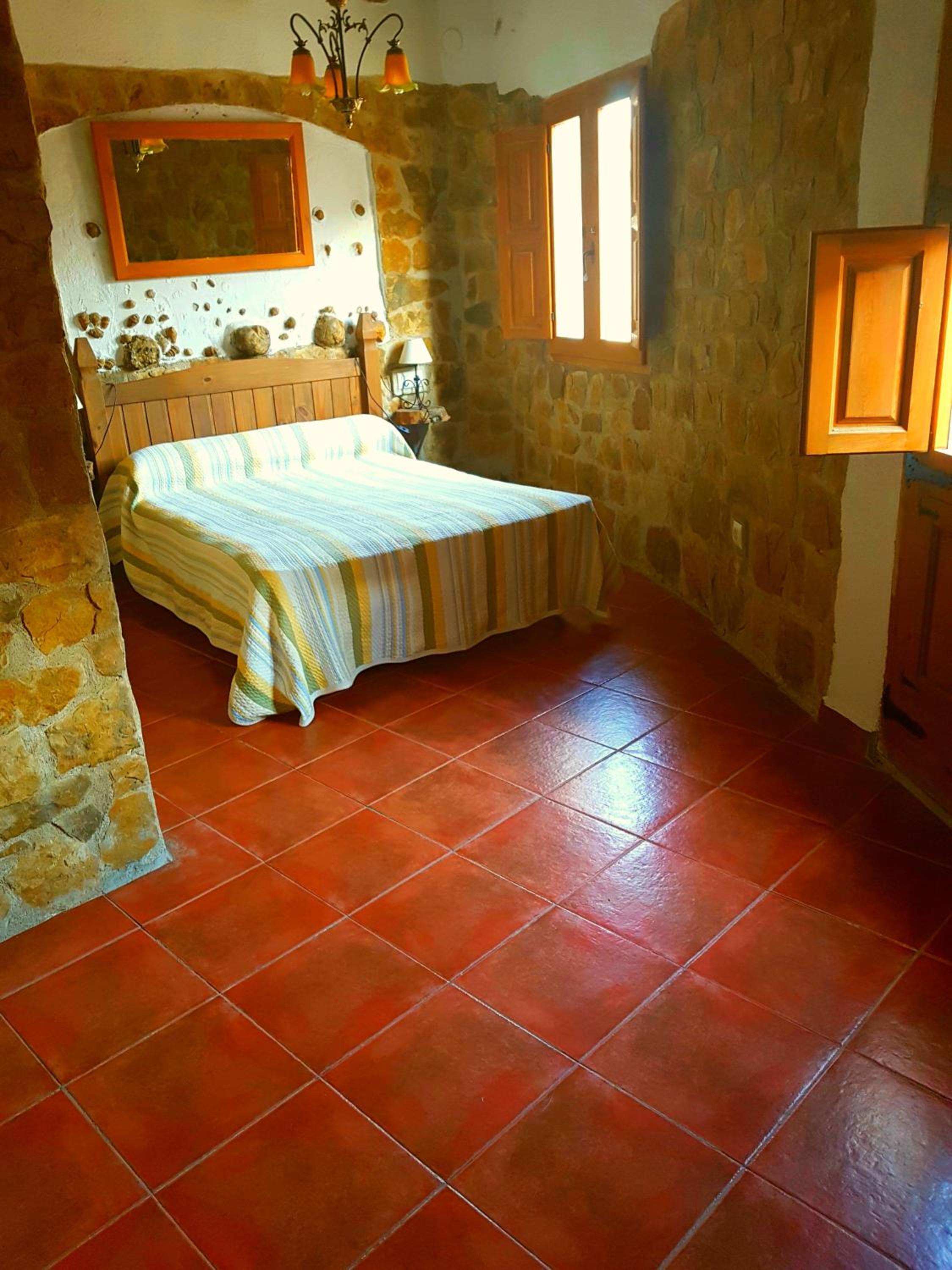 Two-Bedroom House photo 3