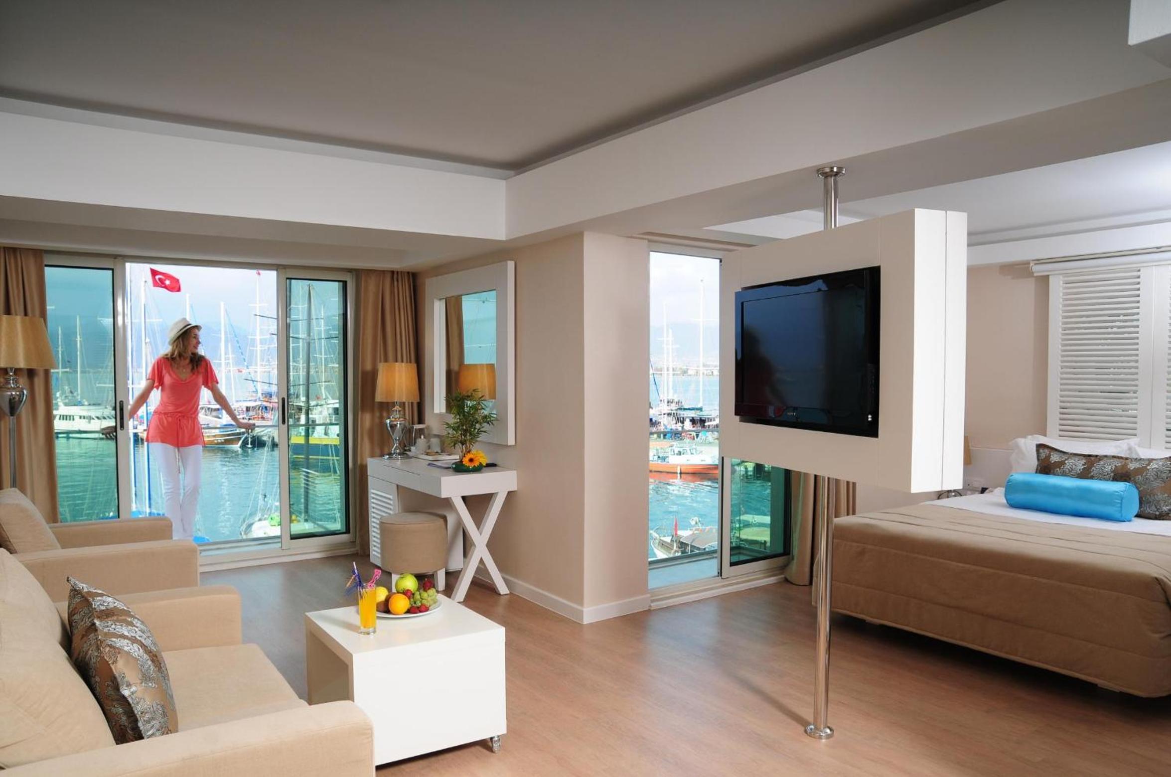 Deluxe Double Room with Sea View