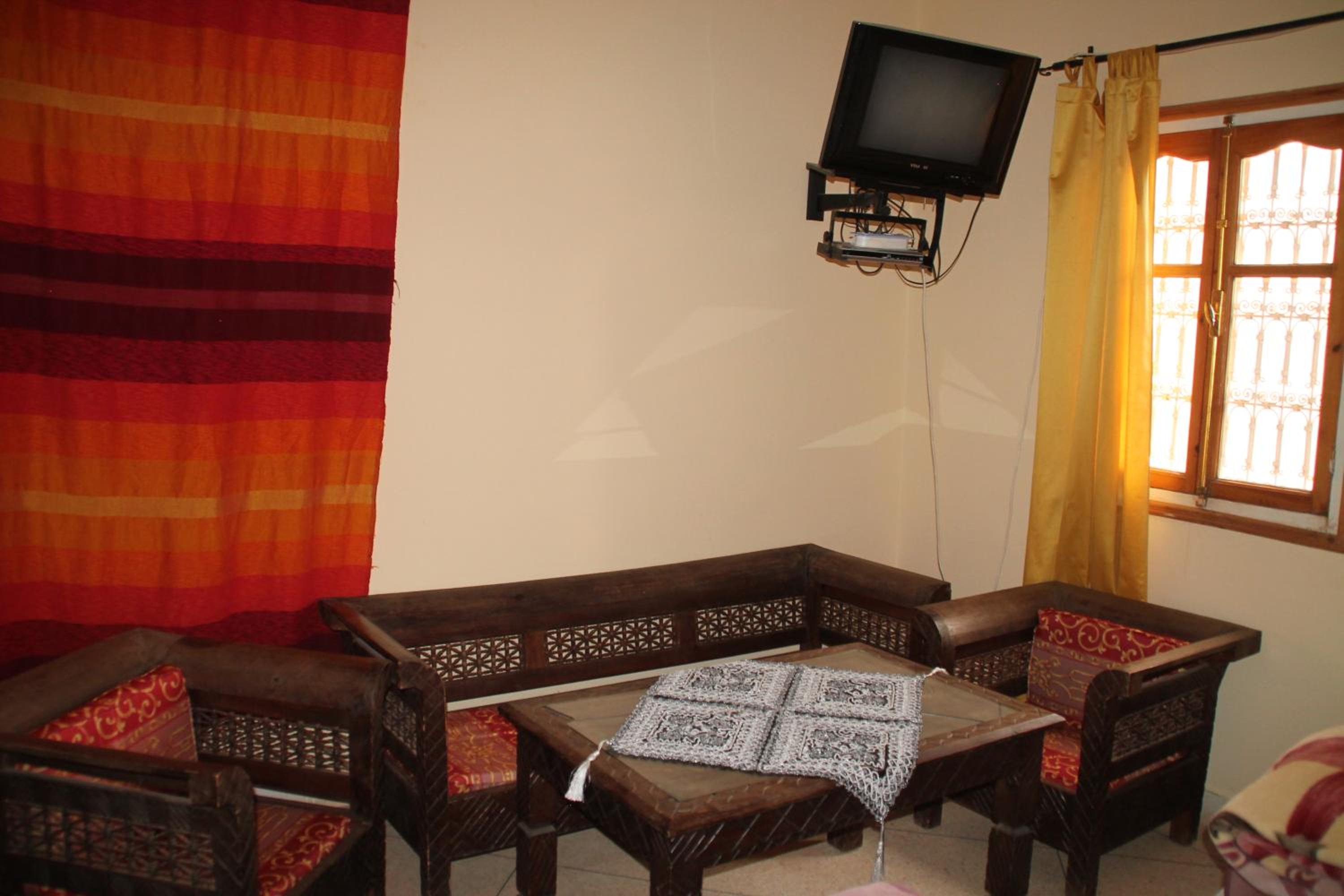 Deluxe Double Room (2 Adults + 1 Child) photo 1