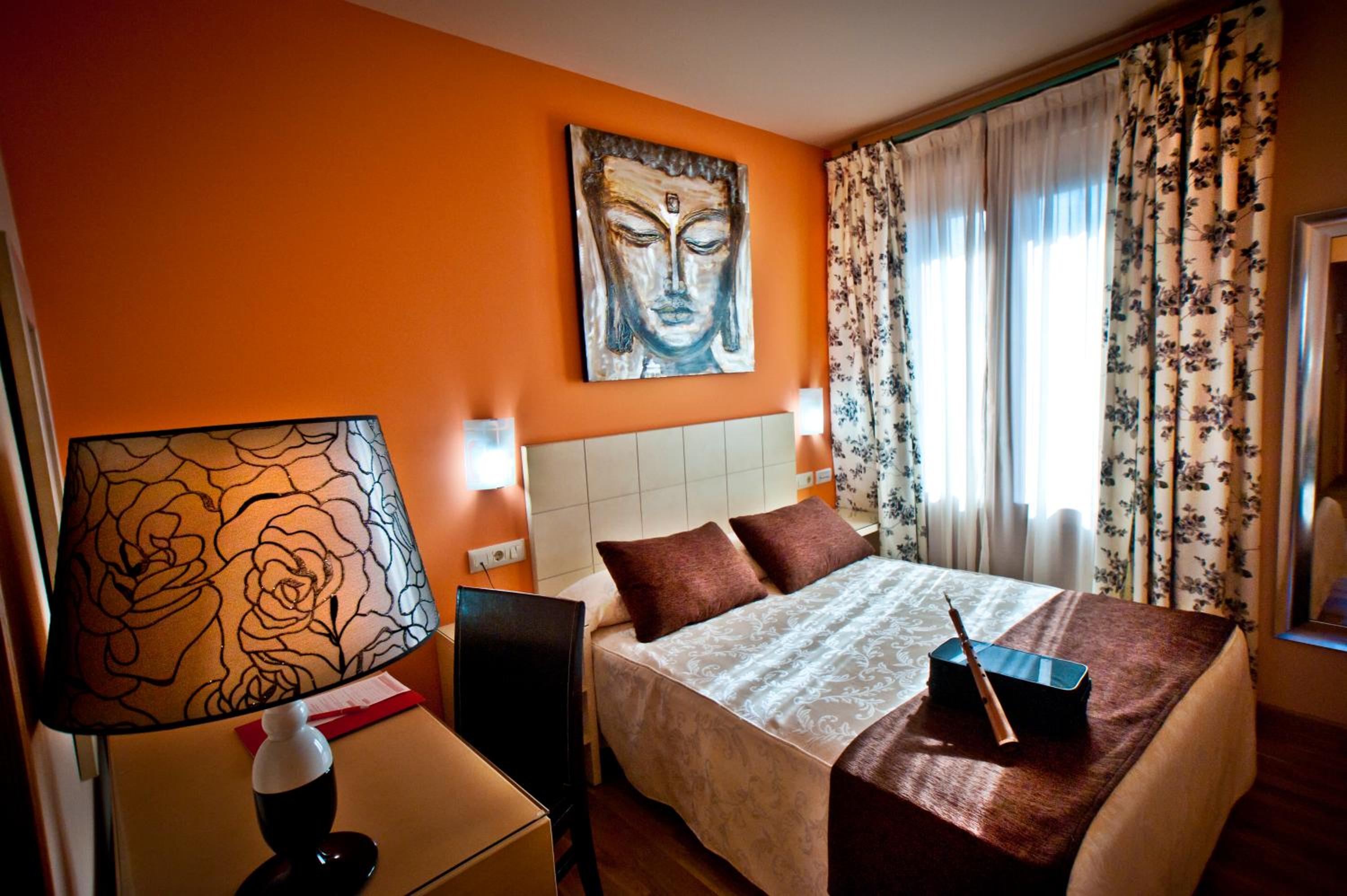 Single Room photo 2