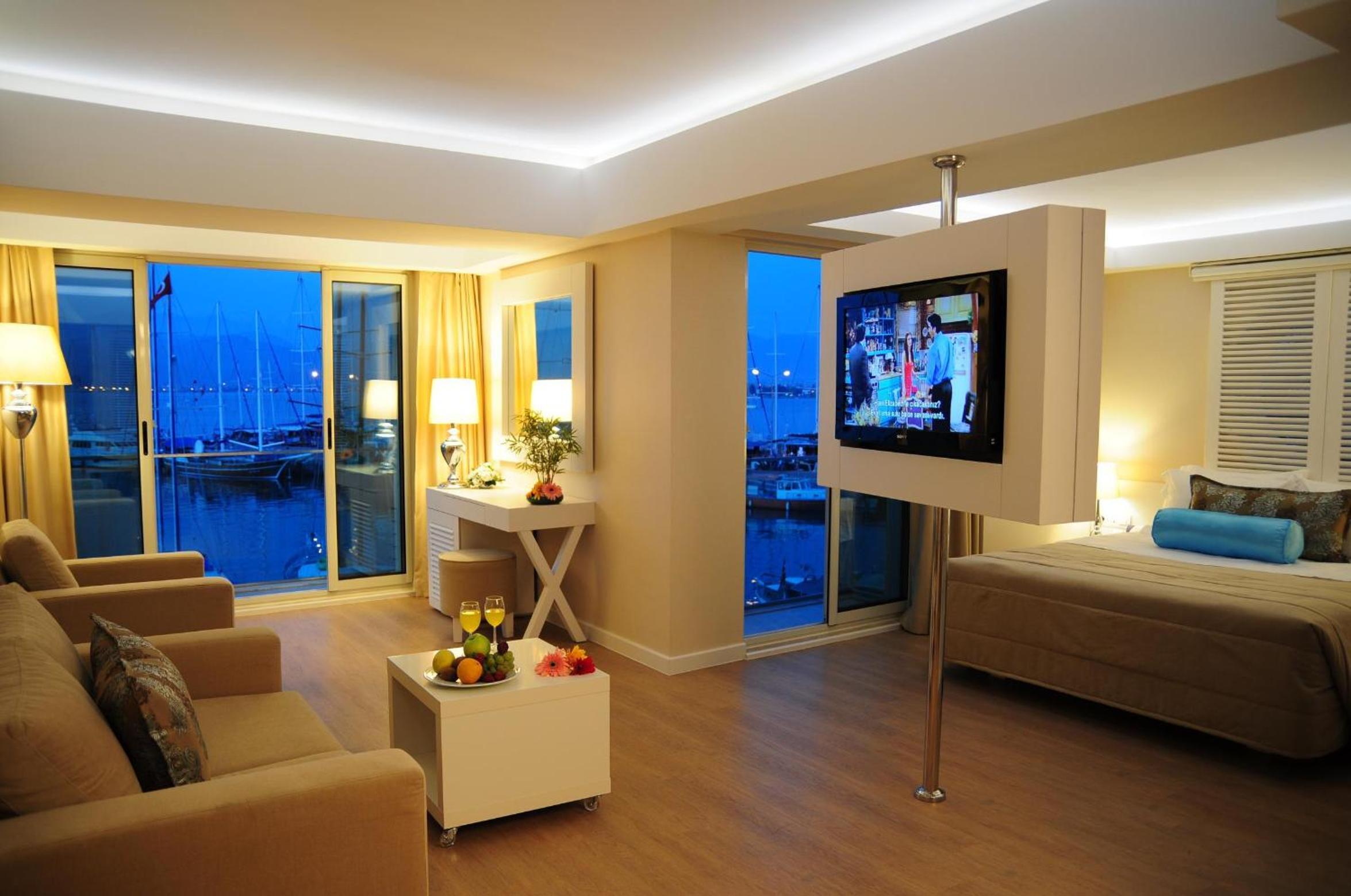 Suite with Sea View