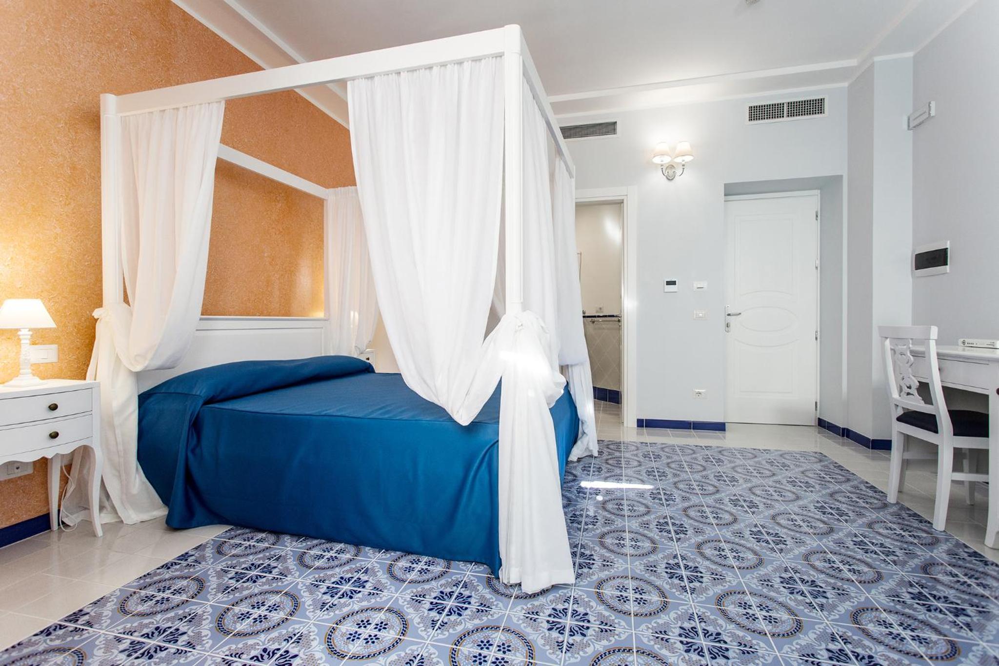 Superior Double Room - Photo 17