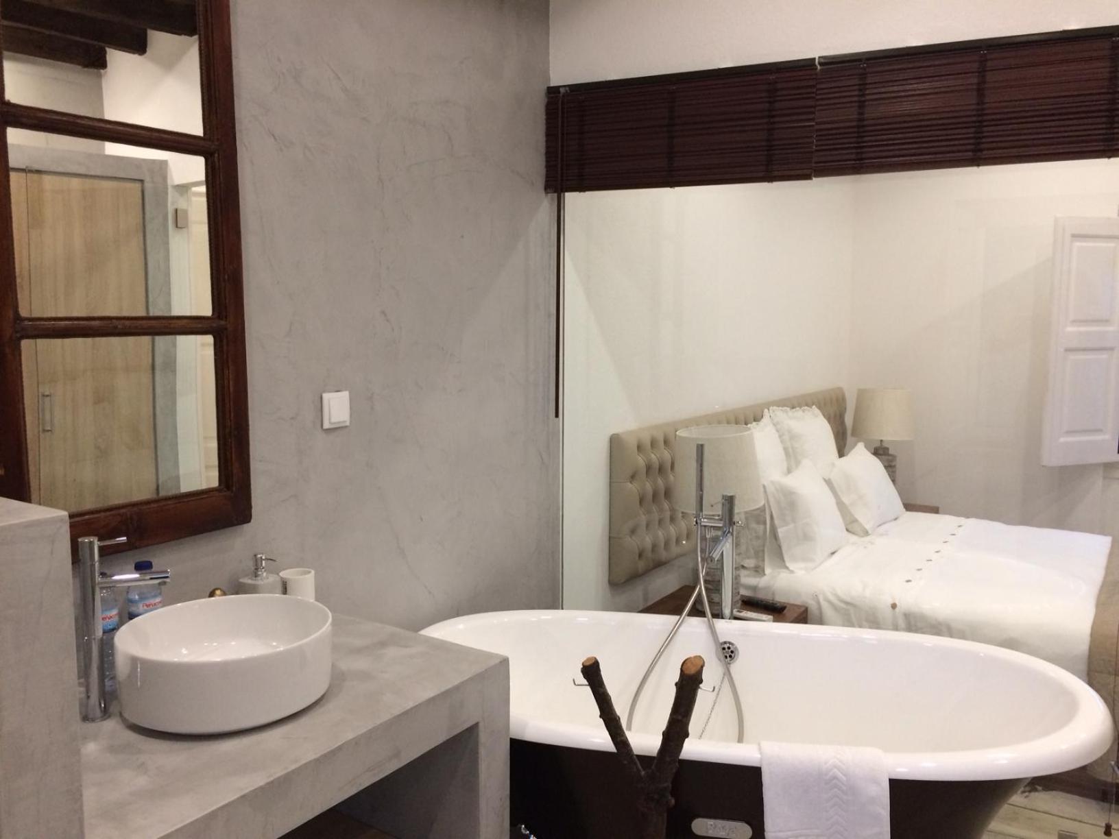 Queen Suite with Terrace photo 3