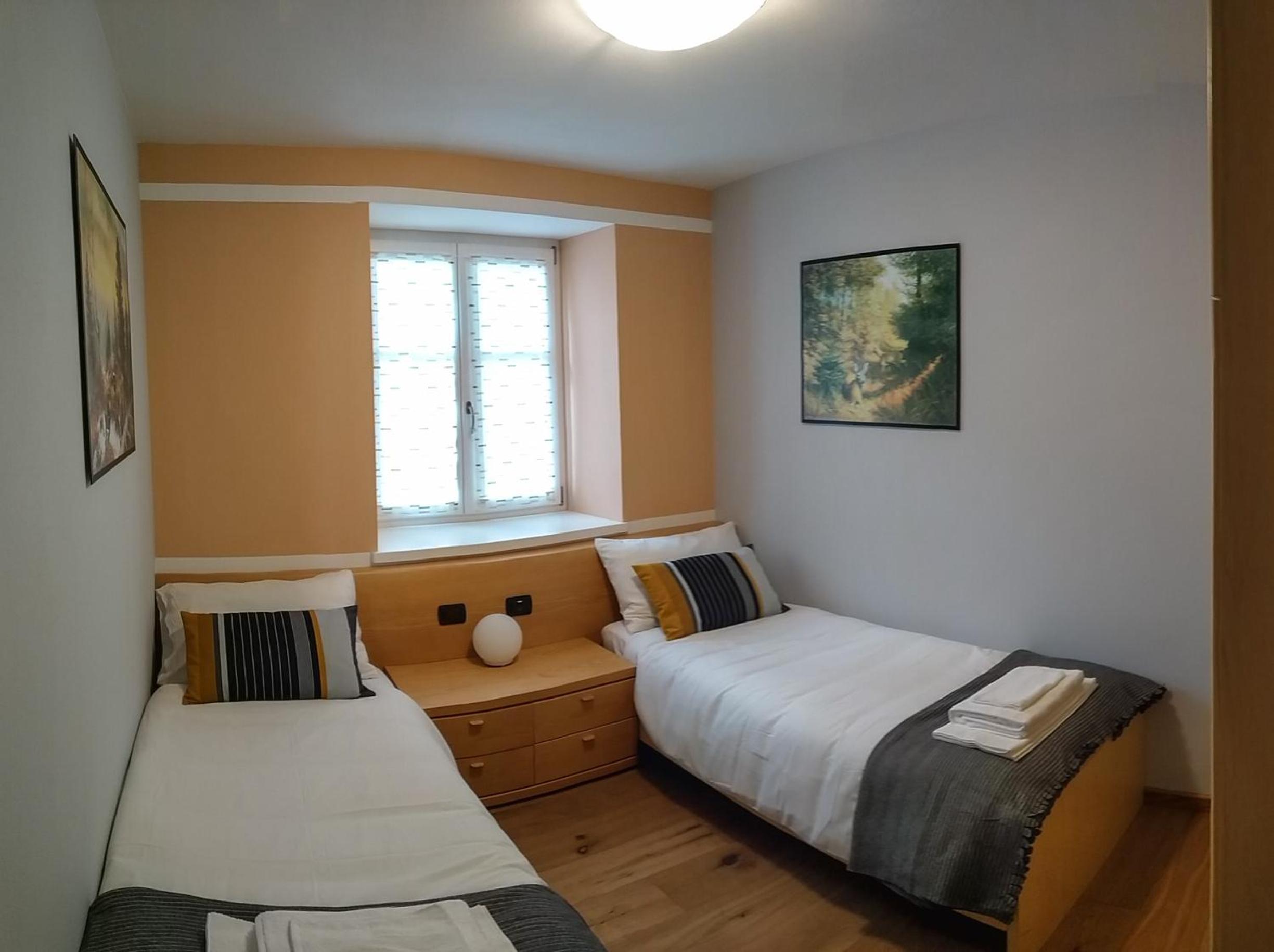 Apartment photo 2