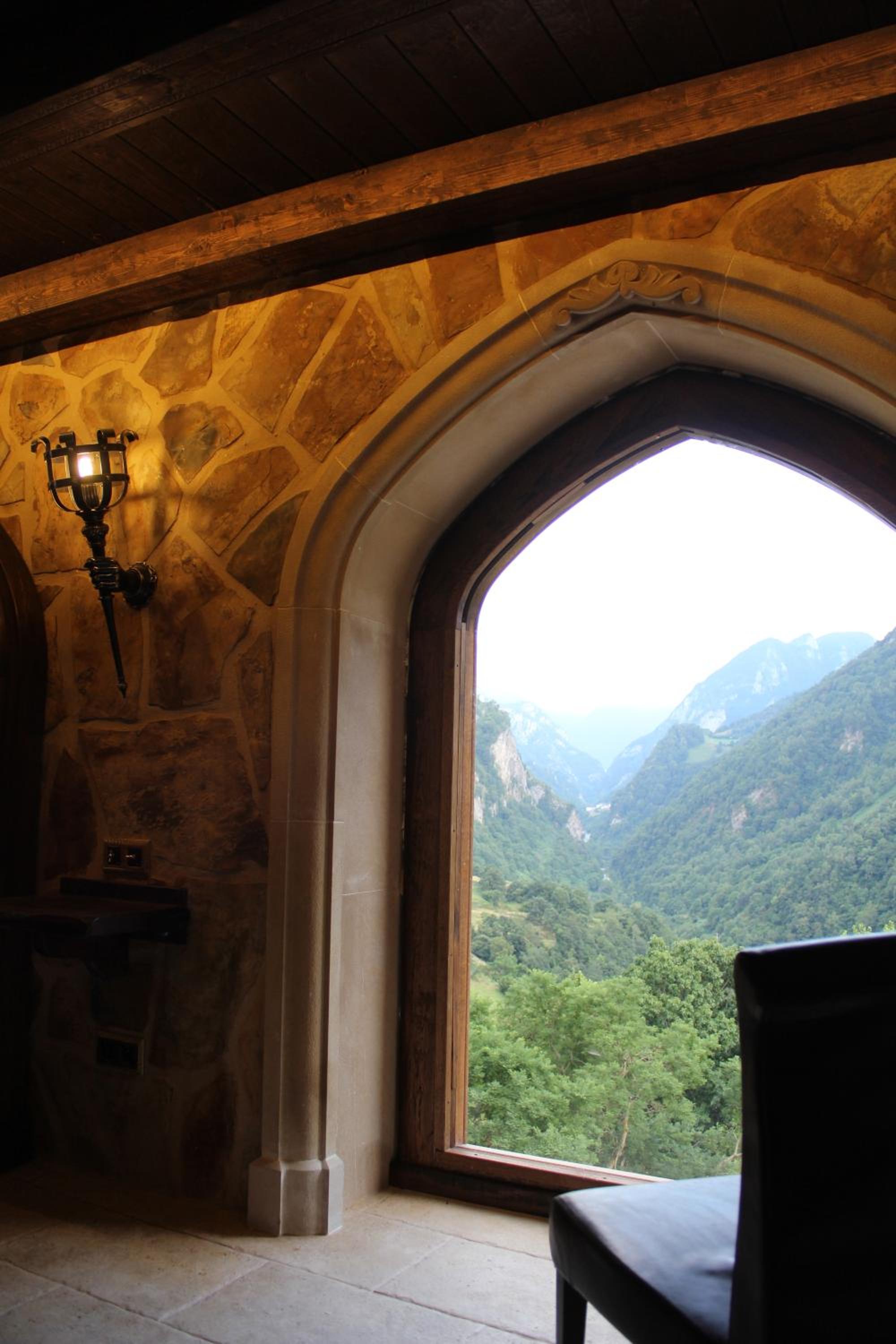 Deluxe King Room With Panoramic View - Photo 9
