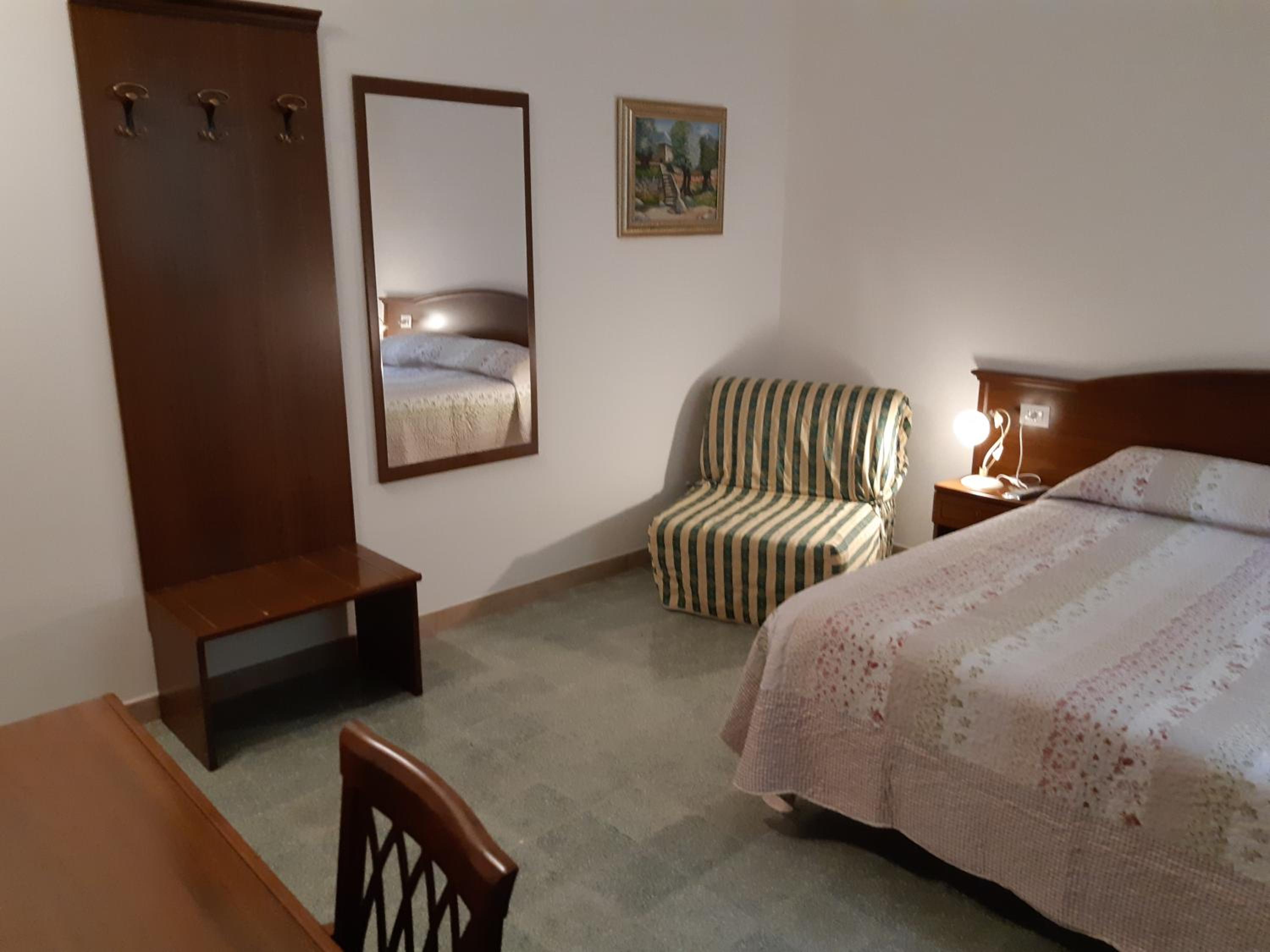 Superior Double Room - Photo 2
