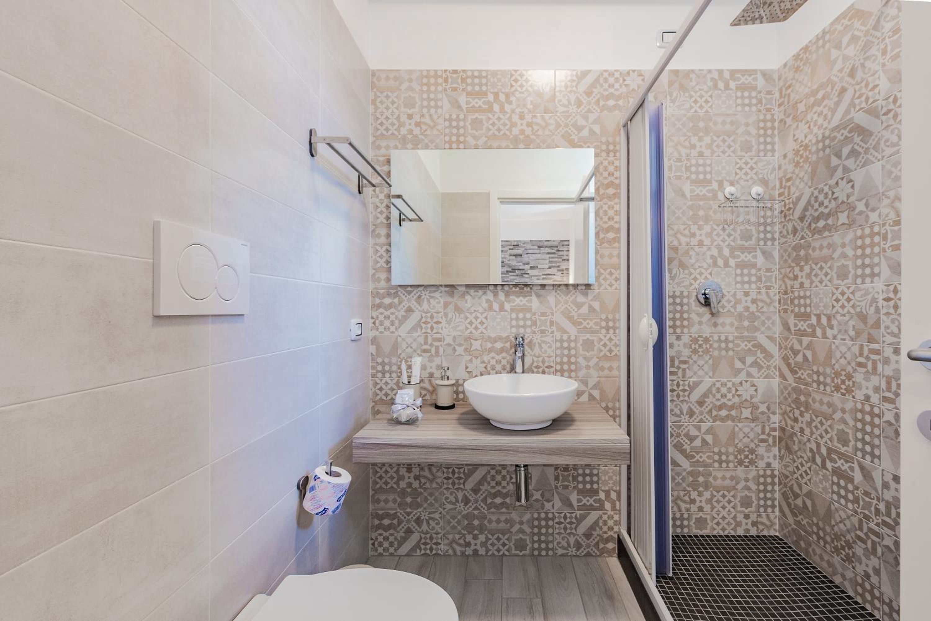 Luxury Quadruple Room - Photo 5