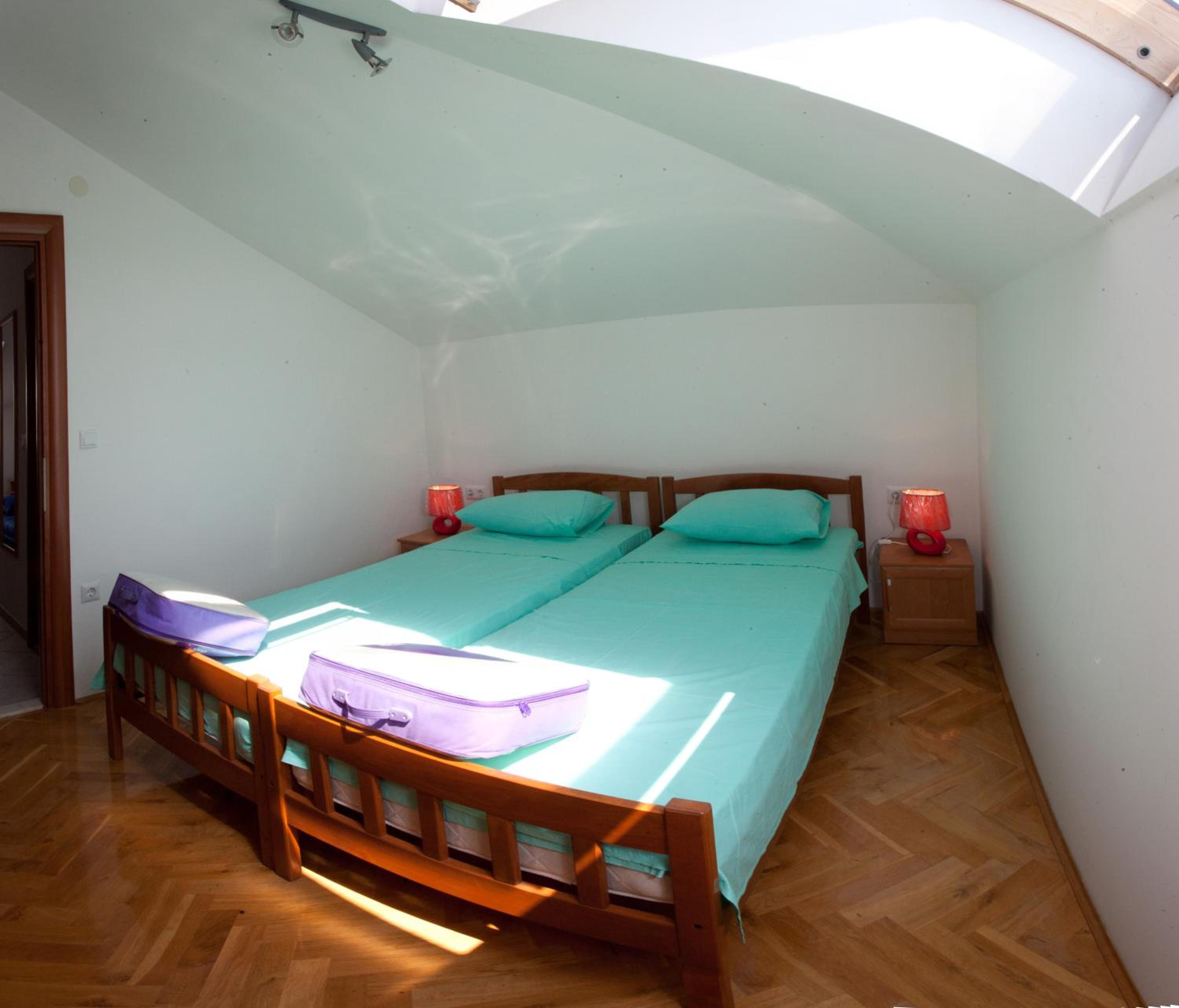 One-Bedroom Apartment - Attic