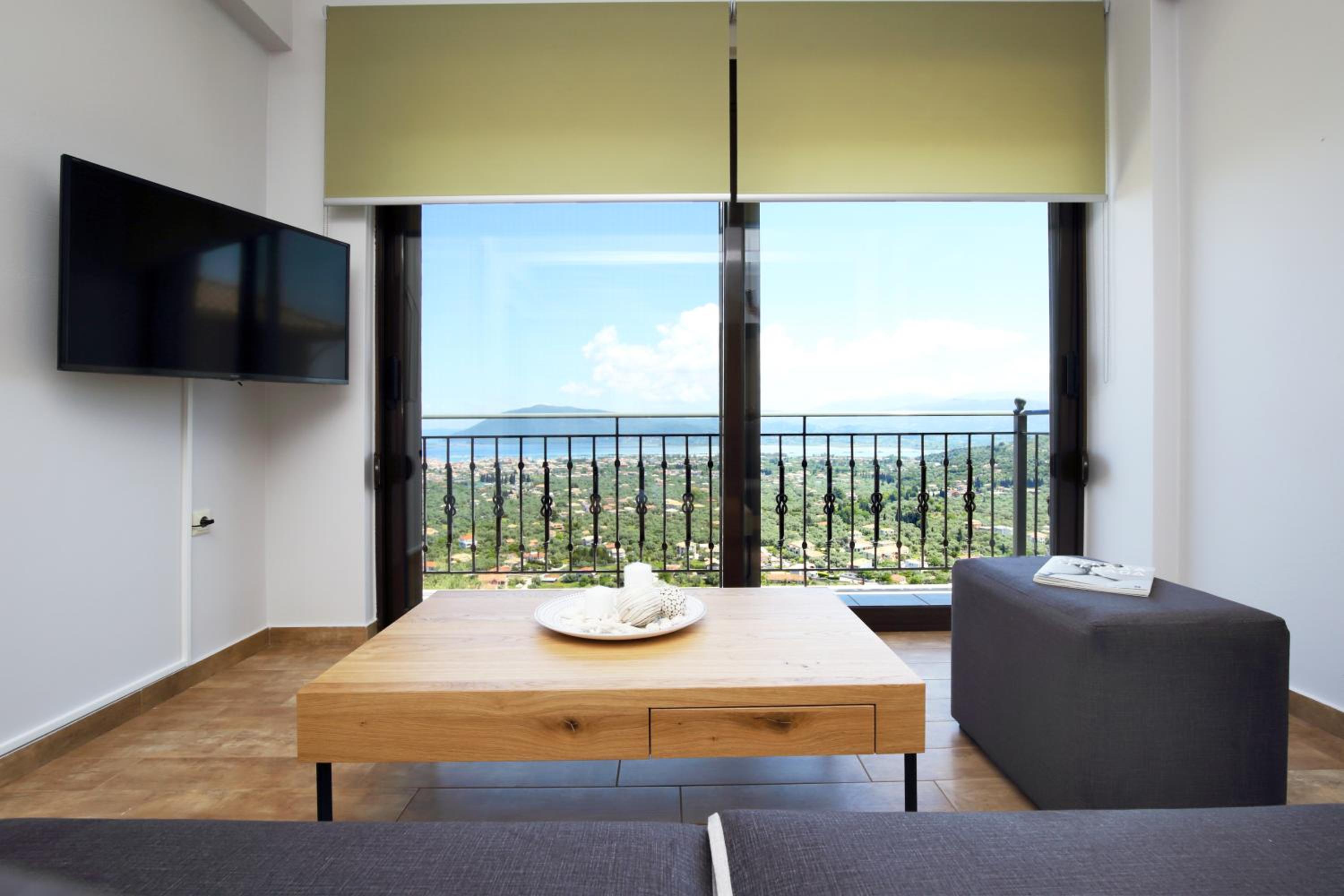 Villa photo 2