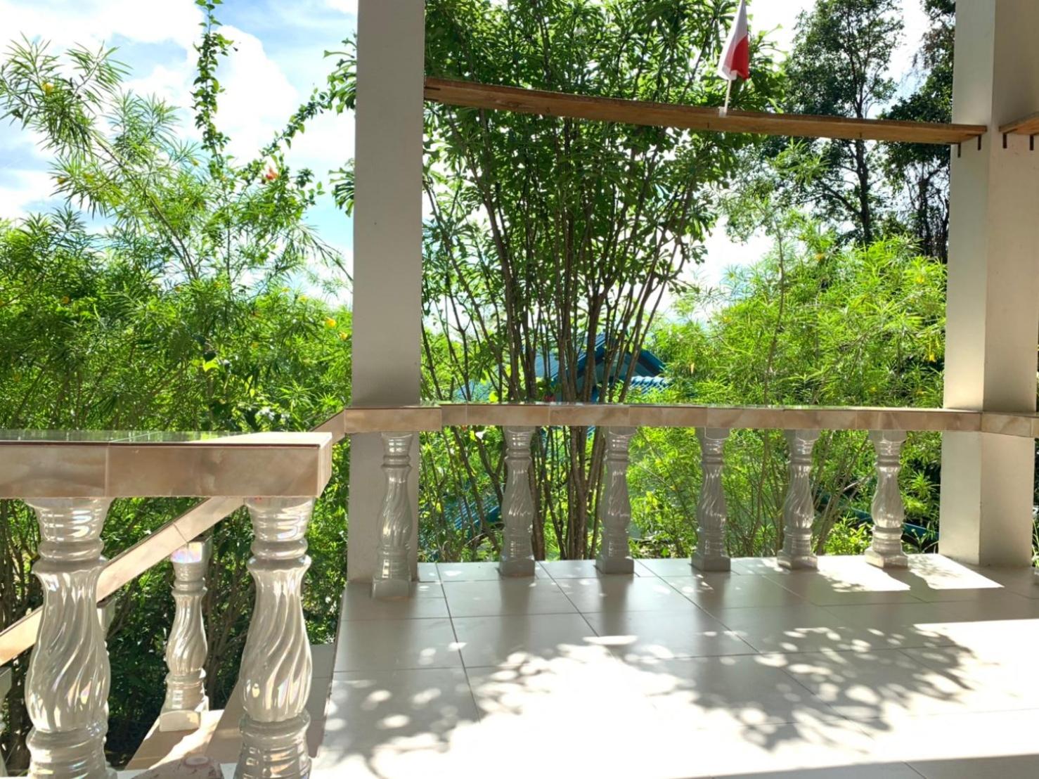 One-Bedroom House - Photo 17