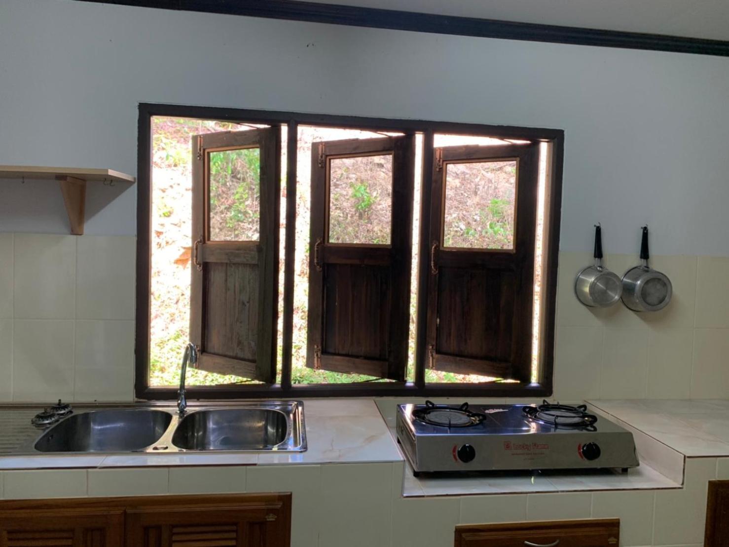 One-Bedroom House - Photo 15