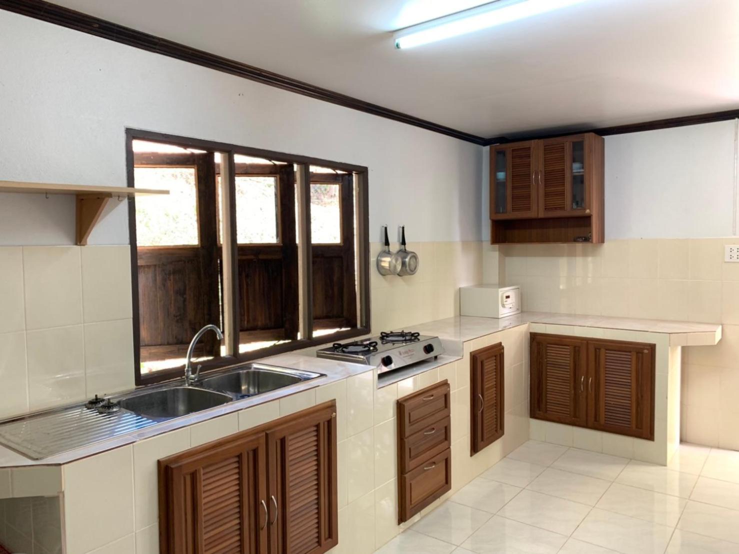 One-Bedroom House - Photo 12