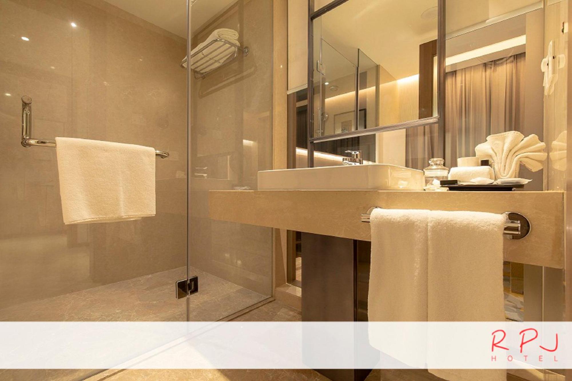 Superior Room - Photo 7