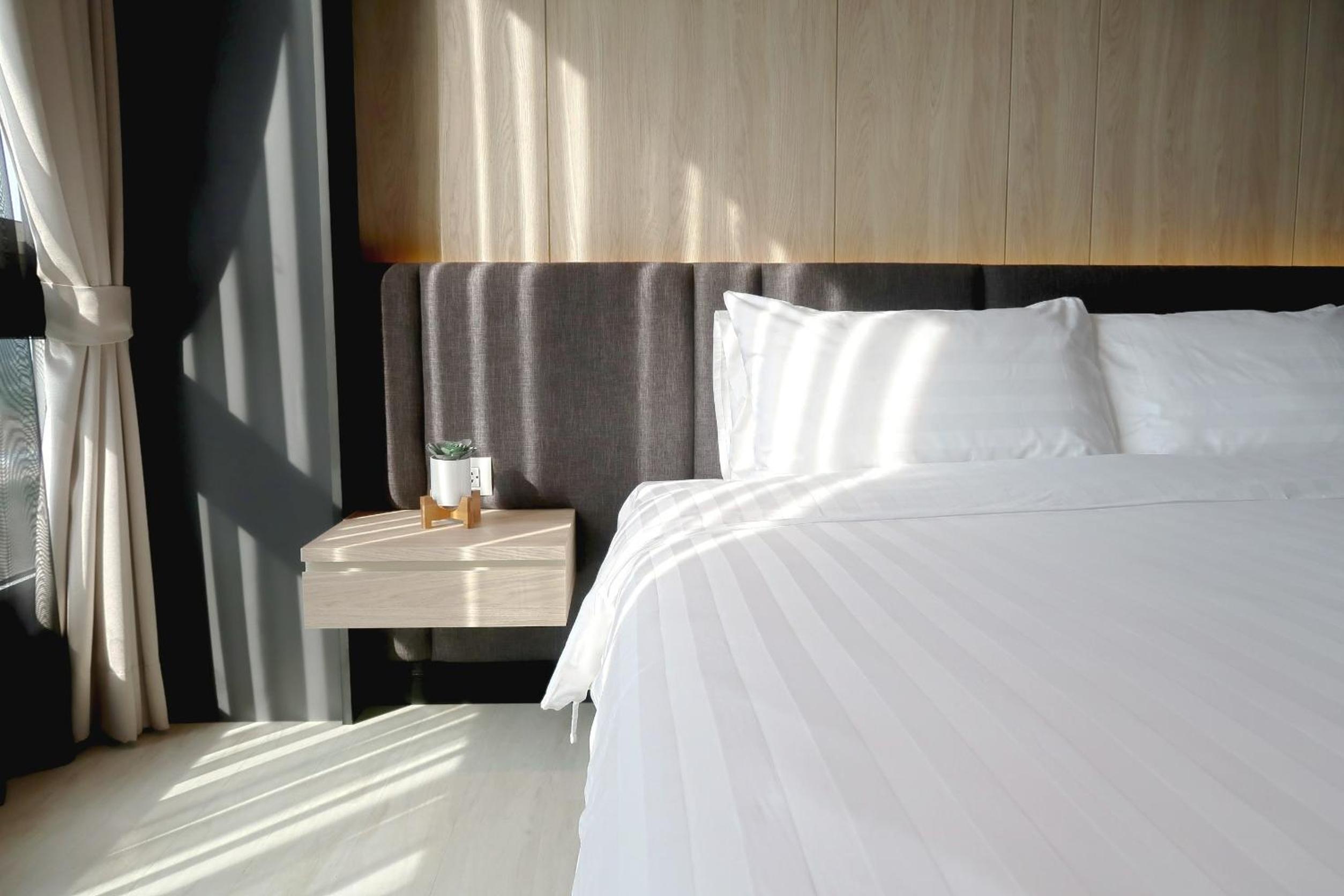 King Room with Two King Beds - Photo 2